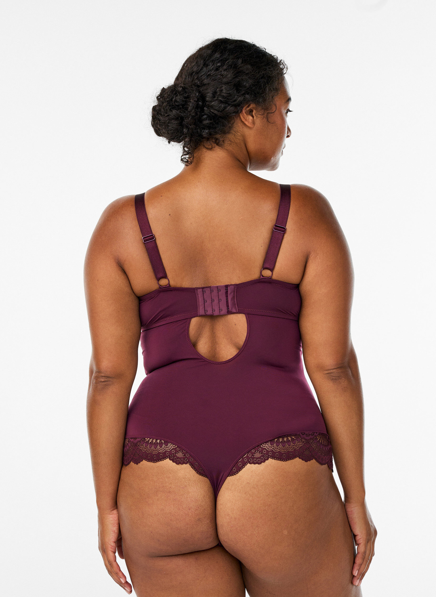 ZizziBody en dentelle &agrave; armatures avec jeu de lani&egrave;res, Bordeaux, Model image number 1