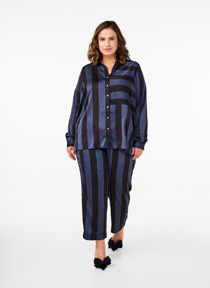 Chemise en satin à rayures, Spellbound w. Black, Model image number 2