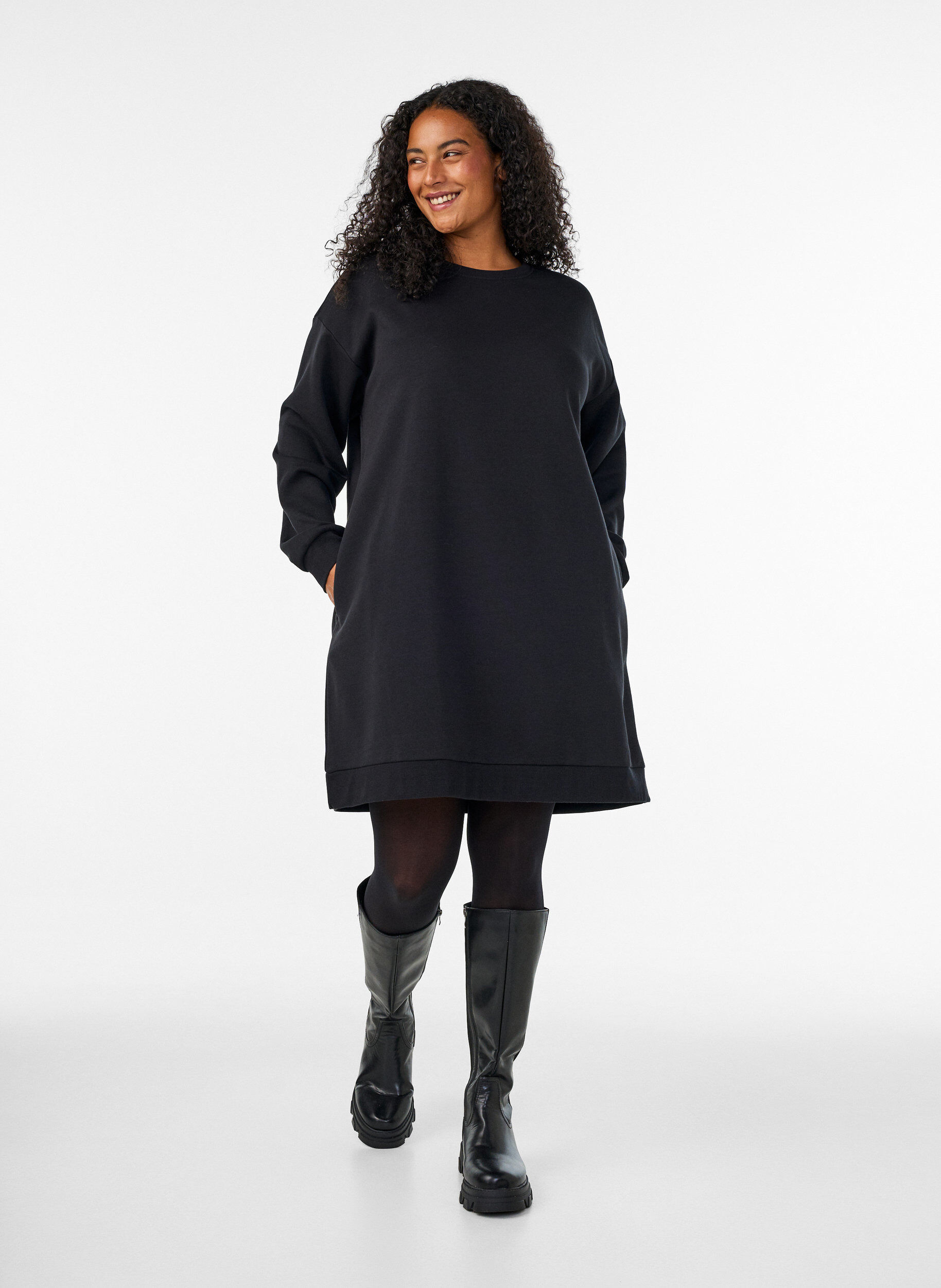 ZizziRobe sweat ample avec des poches, Noir, Model image number 1