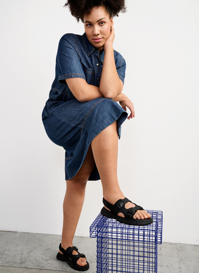 Sandale à coupe large, Noir, Image image number 0