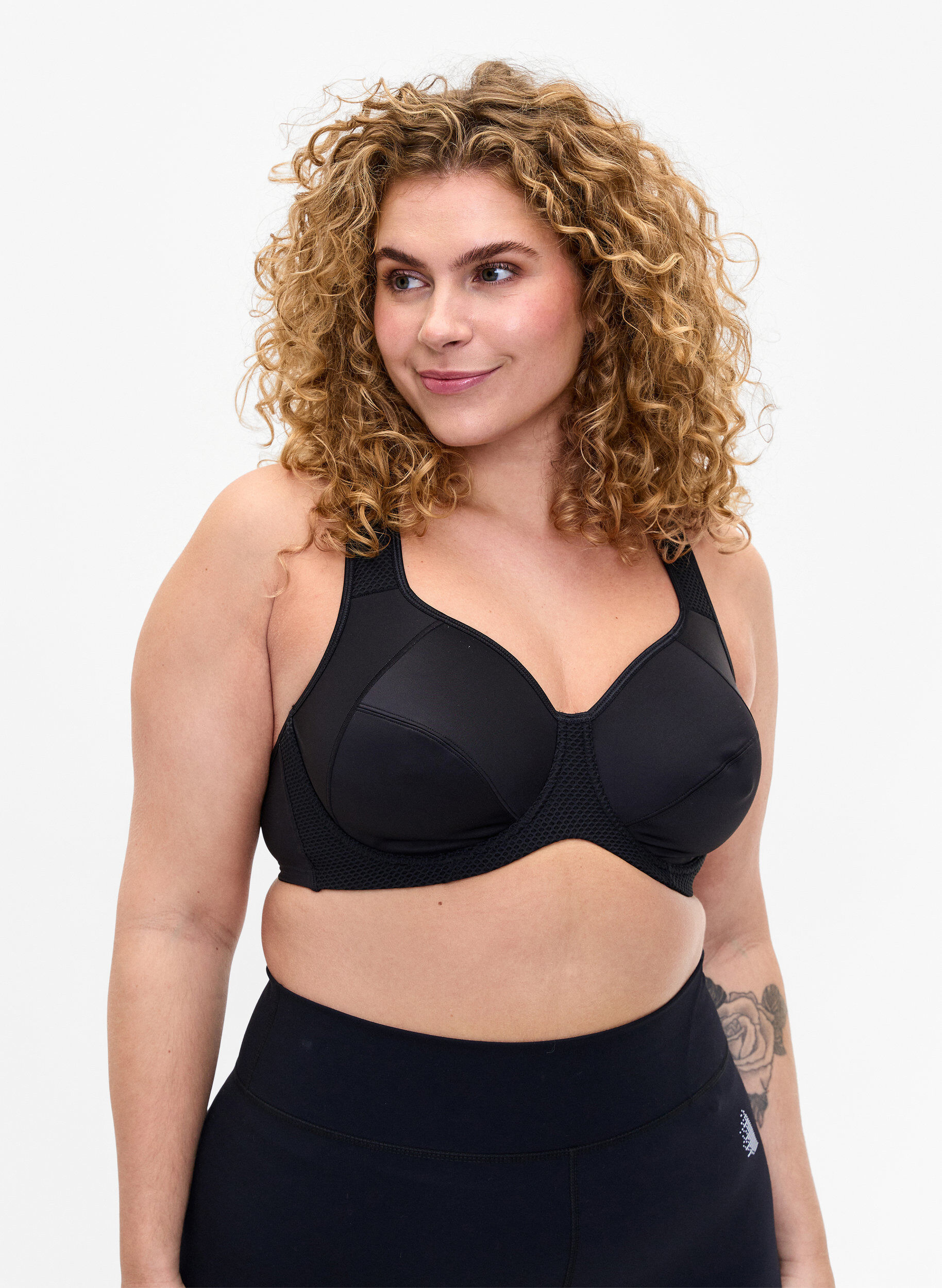 Zizzi Soutien-gorge de sport avec armature, Noir, Model image number 0
