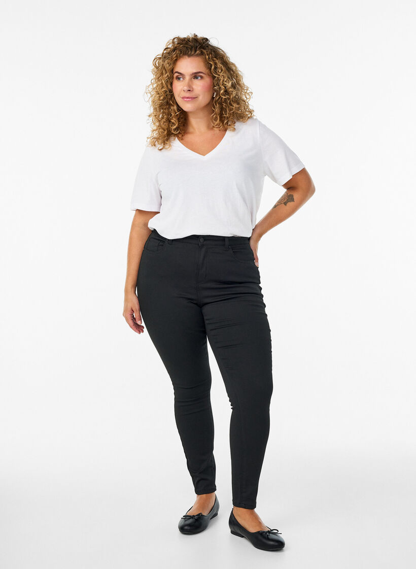 T-shirt &agrave; manches courtes avec col en V, Blanc, Model image number 1