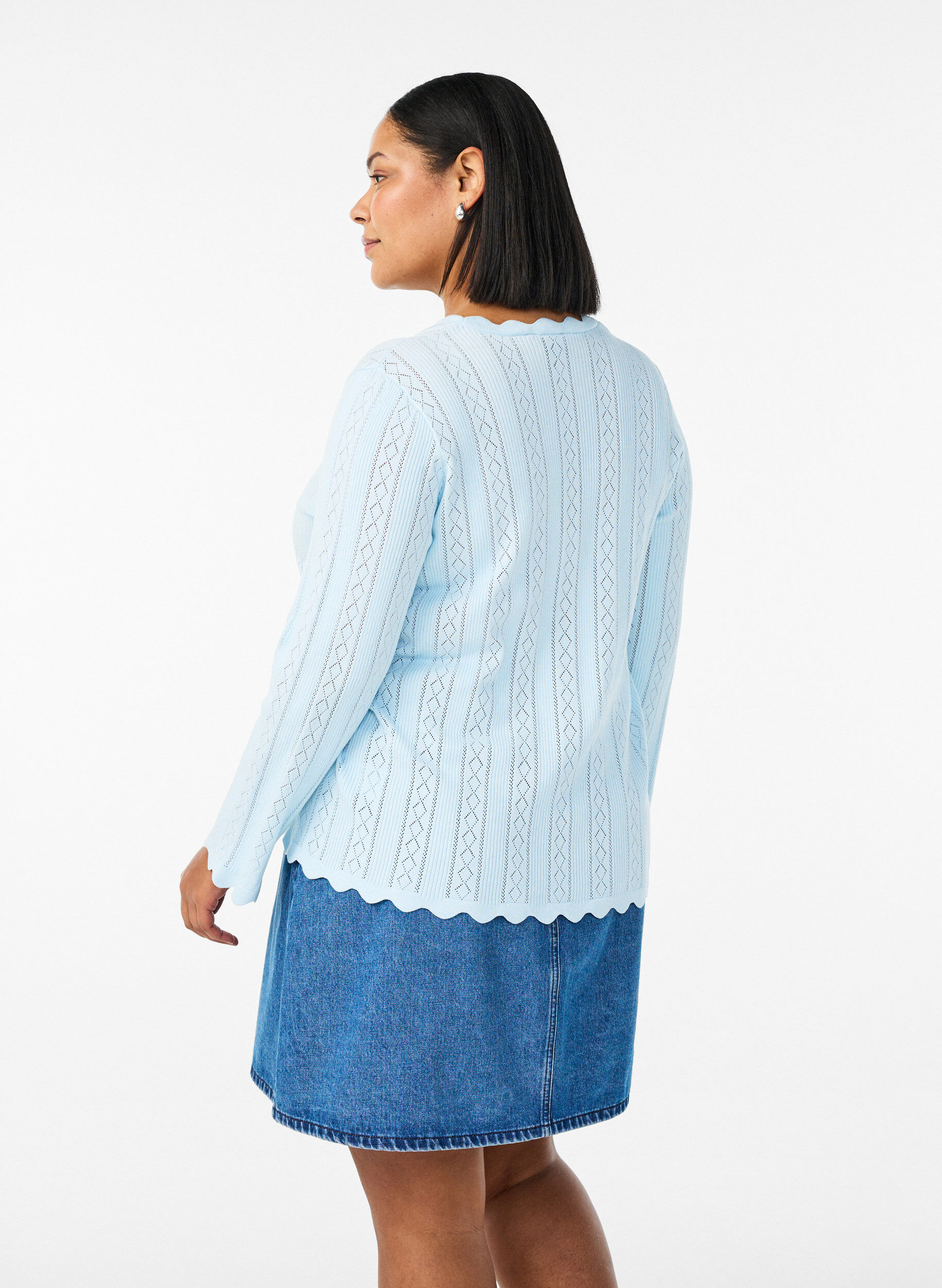 ZizziCardigan avec broderie ajour&eacute;e et bords ondul&eacute;s, Bleu Clair, Model image number 2