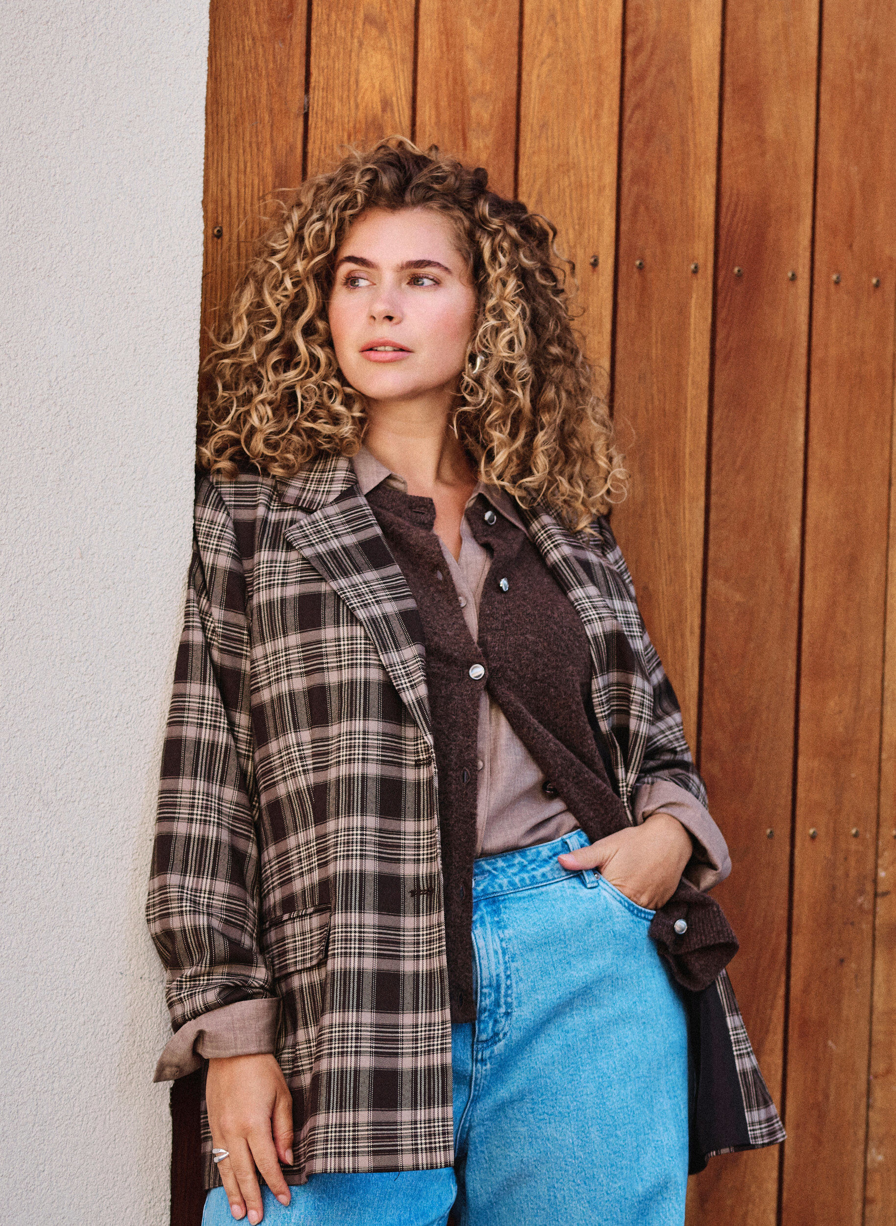 Blazer &agrave; carreaux avec poches et fente au dos