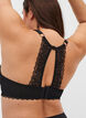 Soutien-gorge à armatures avec dentelle, Black, Model image number 1
