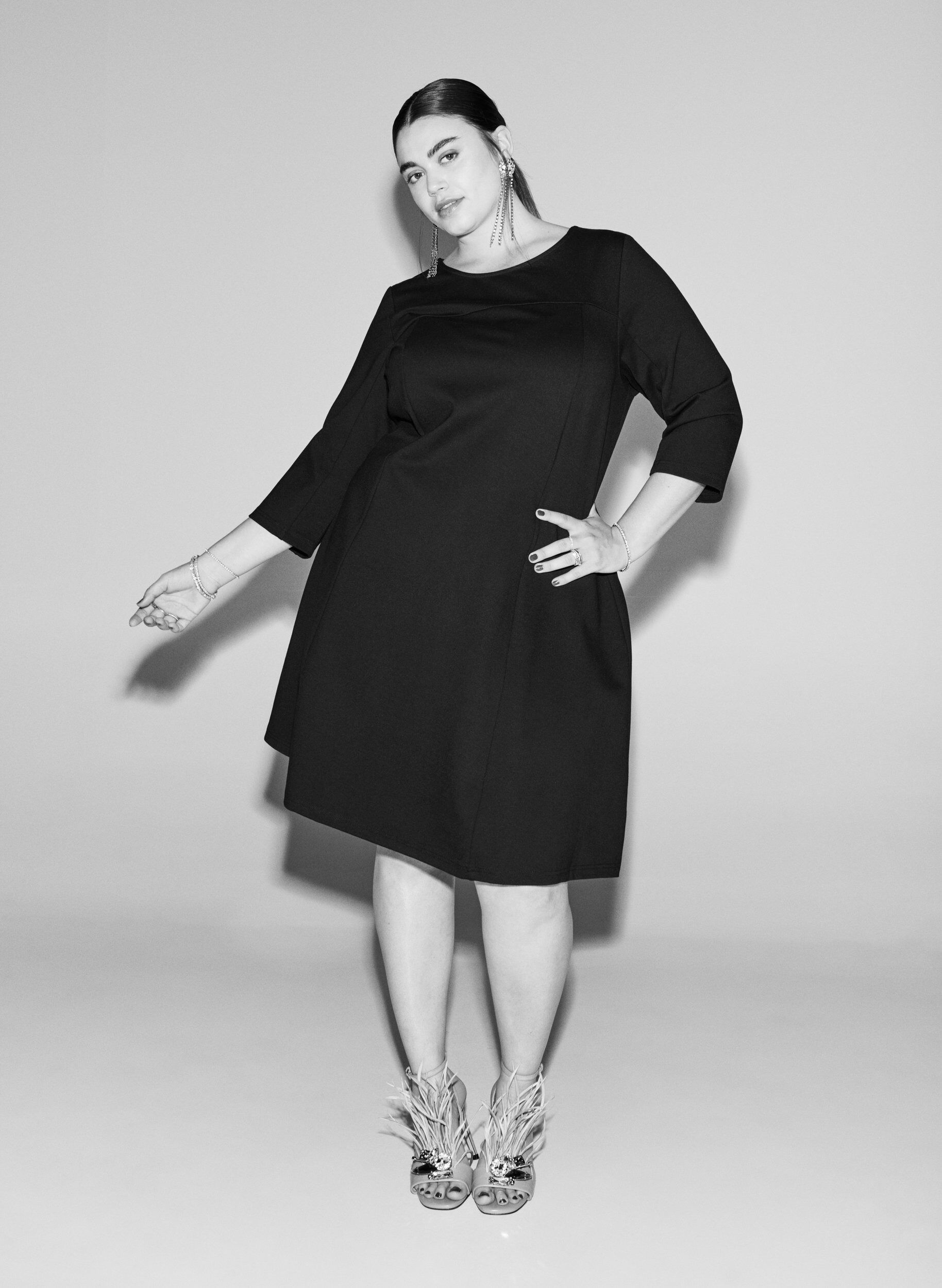 Zizzi Robe &eacute;vas&eacute;e manches 3/4, Noir, Image image number 0