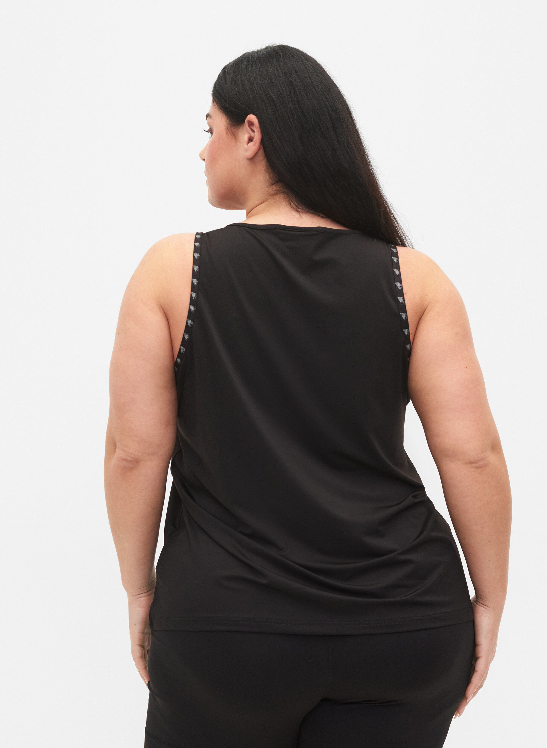 Zizzi Top d'entra&icirc;nement uni, Black, Model image number 1