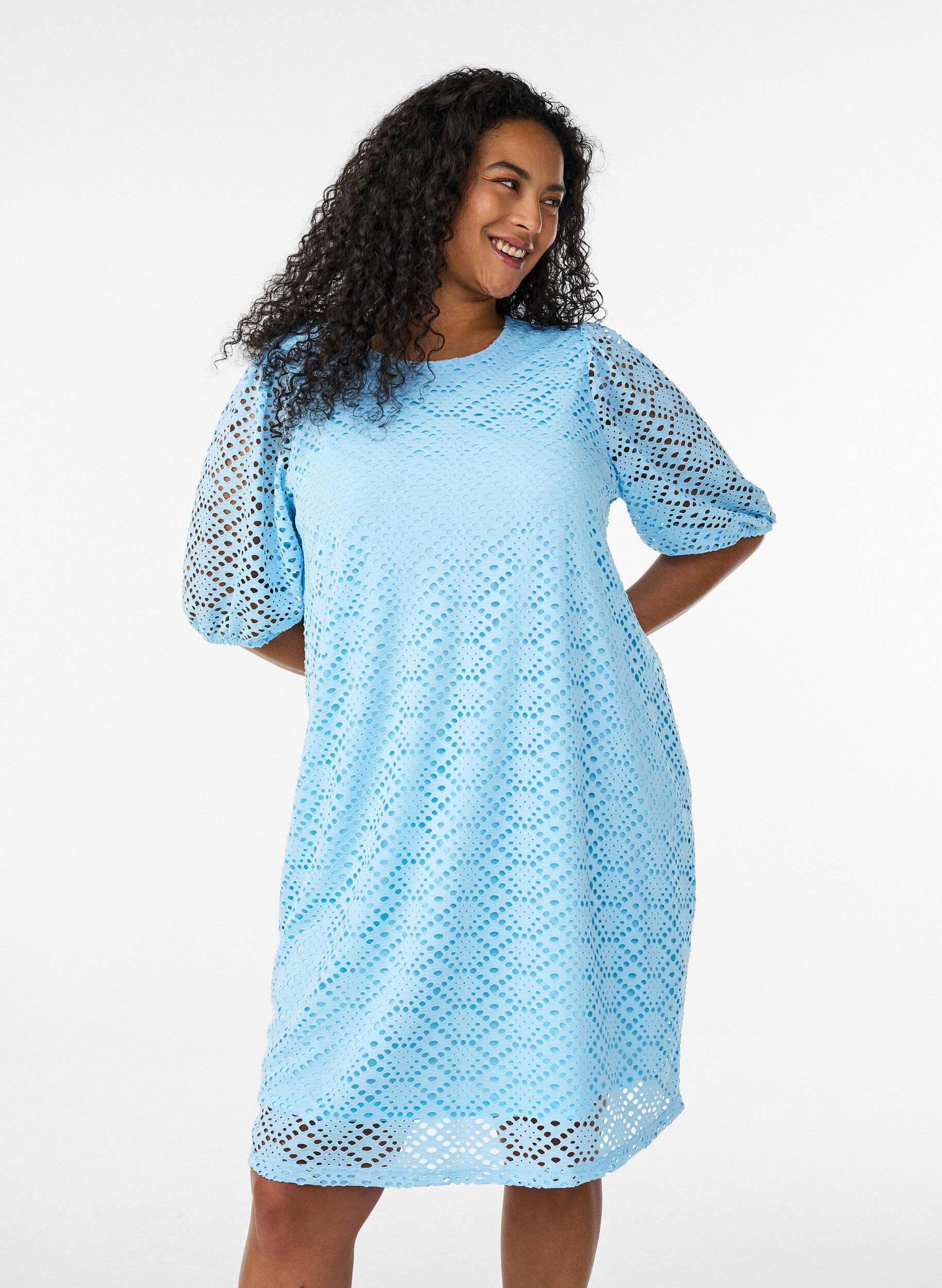 ZizziKnee-length dress with eyelet pattern and short sleeves, Light Blue, Model image number 0