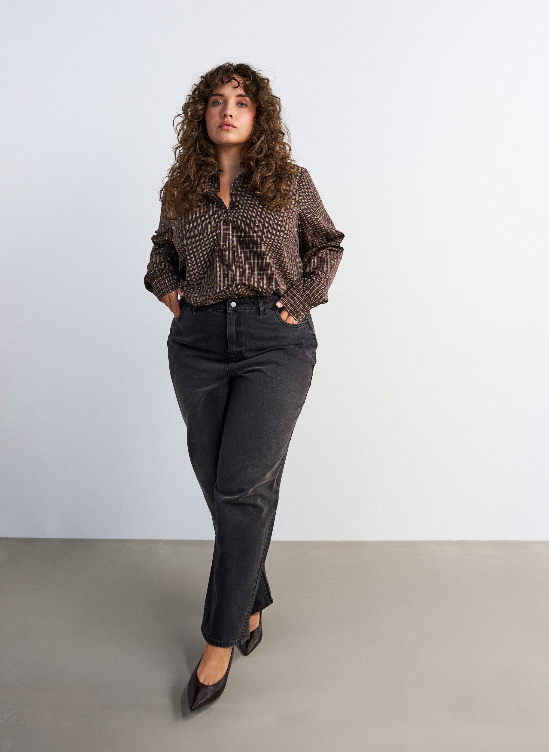 ZizziChemise &agrave; carreaux avec strass, Marron, Model image number 1