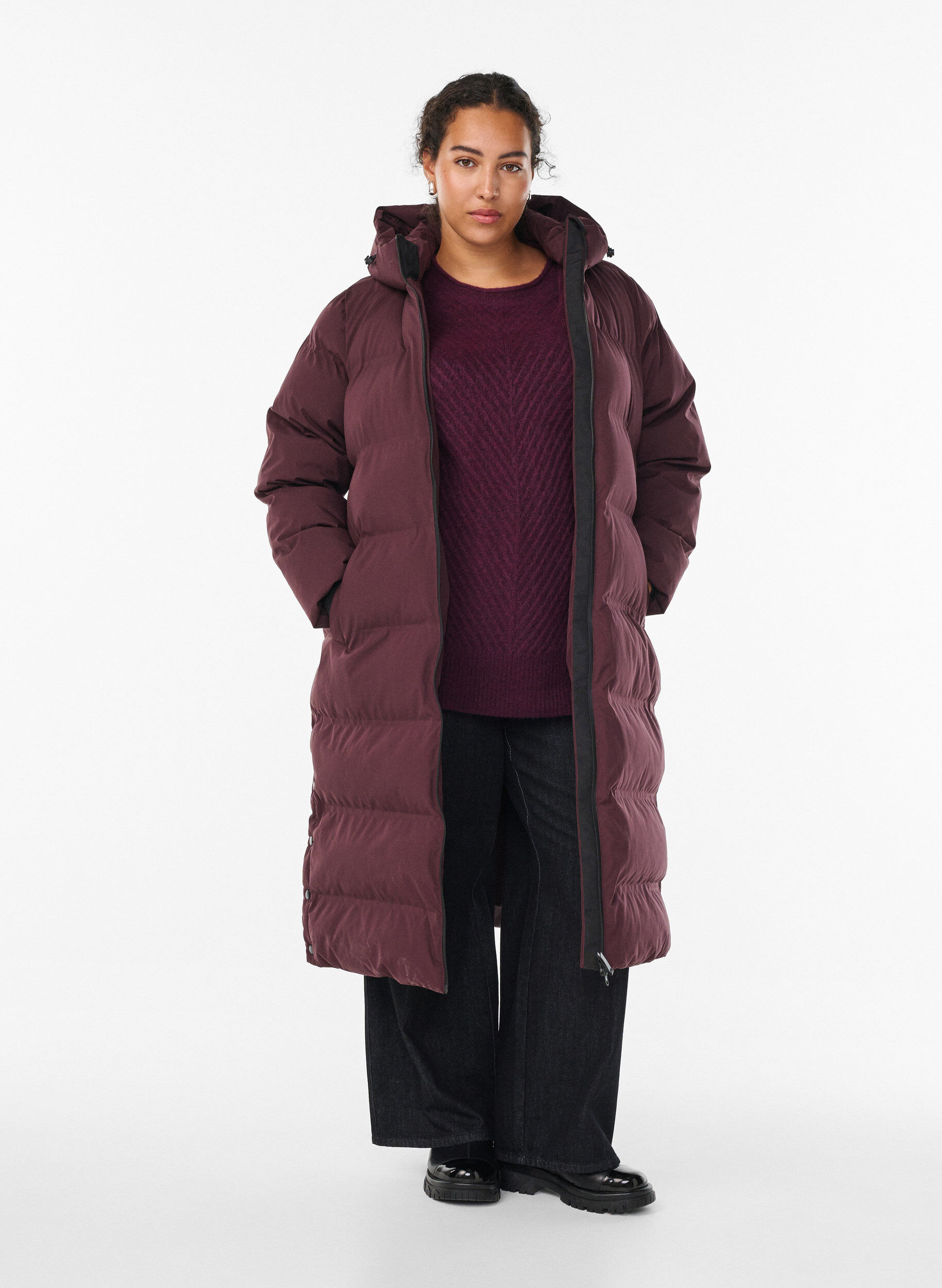 ZizziManteau d'hiver long et matelass&eacute; avec capuche, Bordeaux fonc&eacute;, Model image number 0