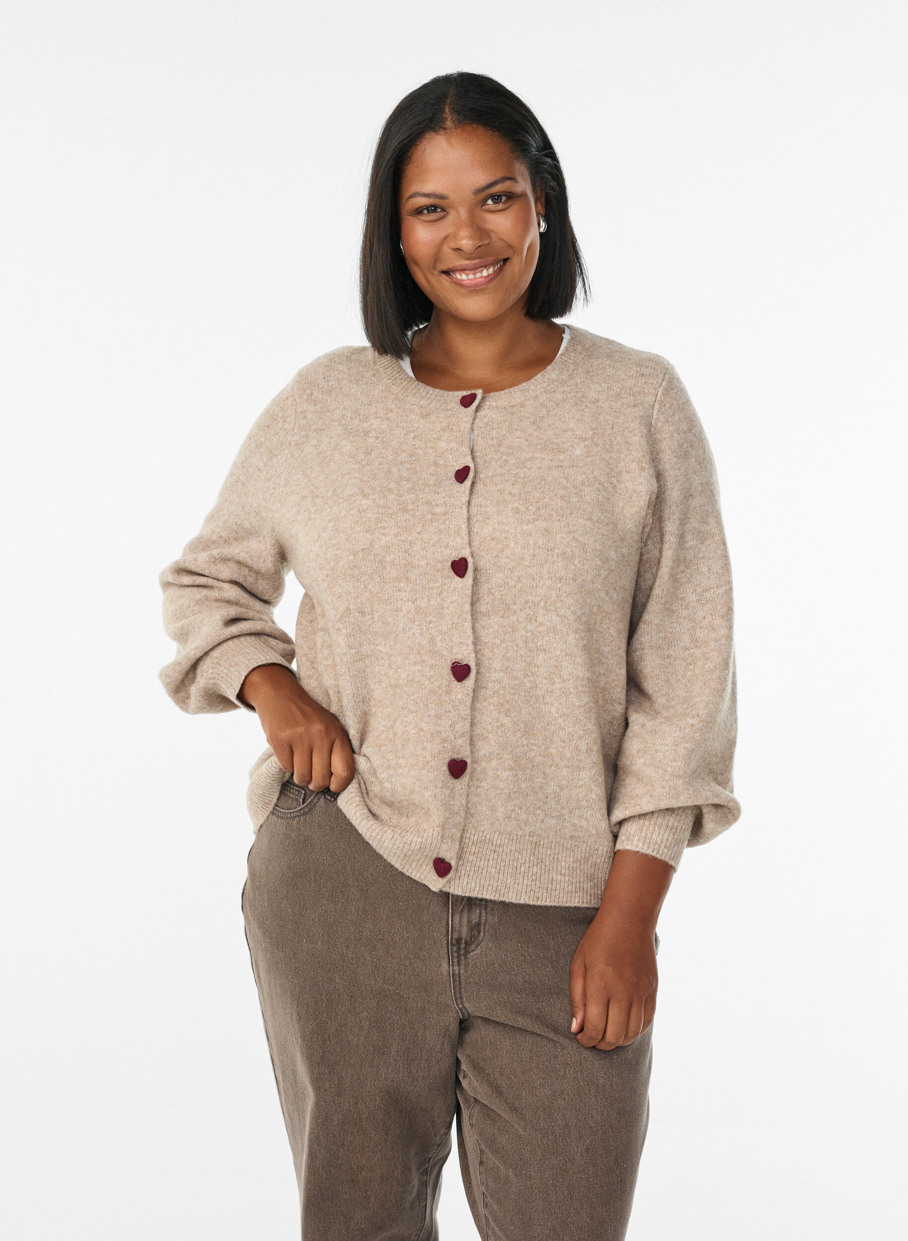 Zizzi Cardigan avec boutons en forme de c&oelig;ur, Beige, Model image number 0