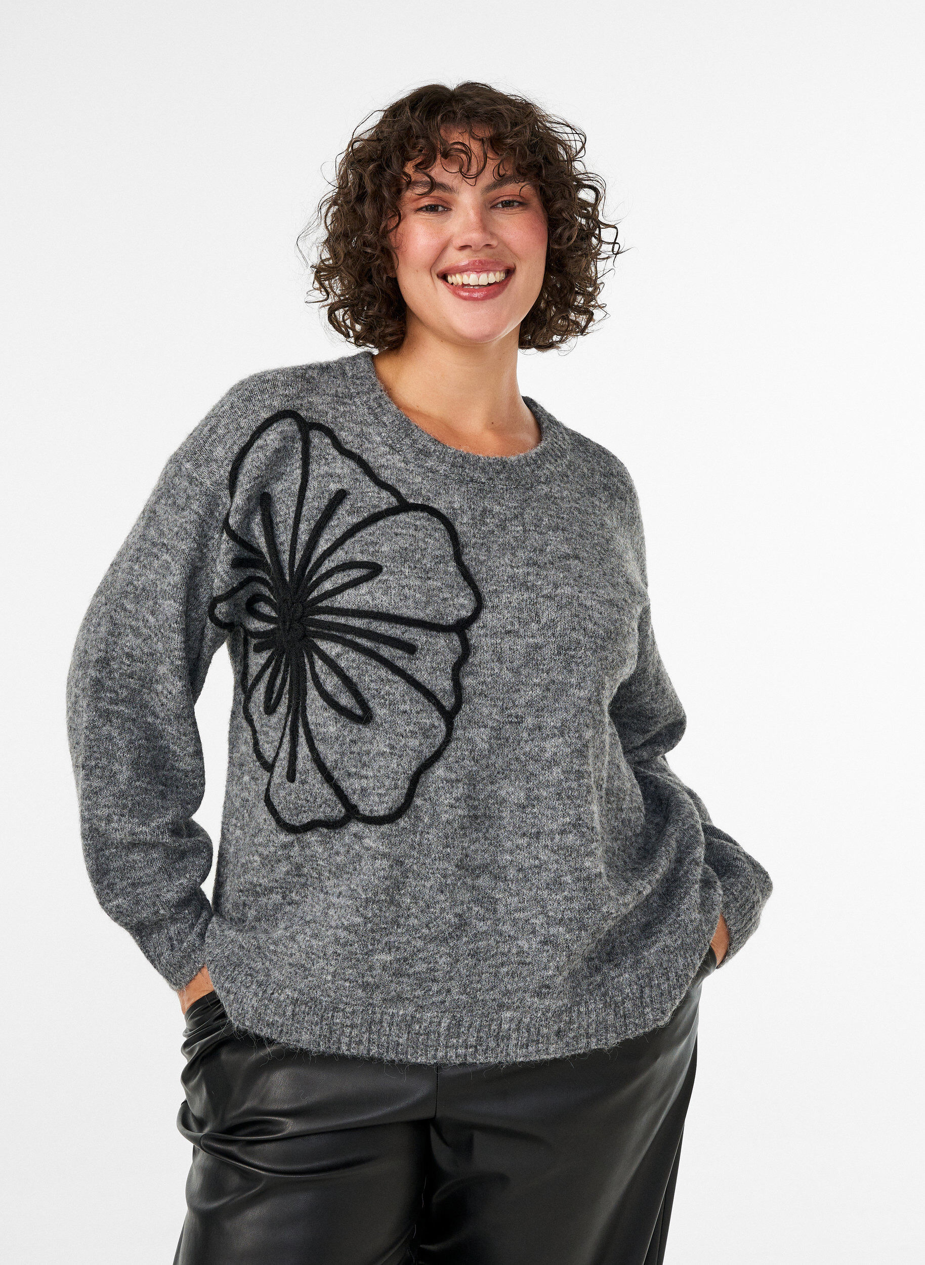 ZizziPull avec application florale, Gris, Model image number 0