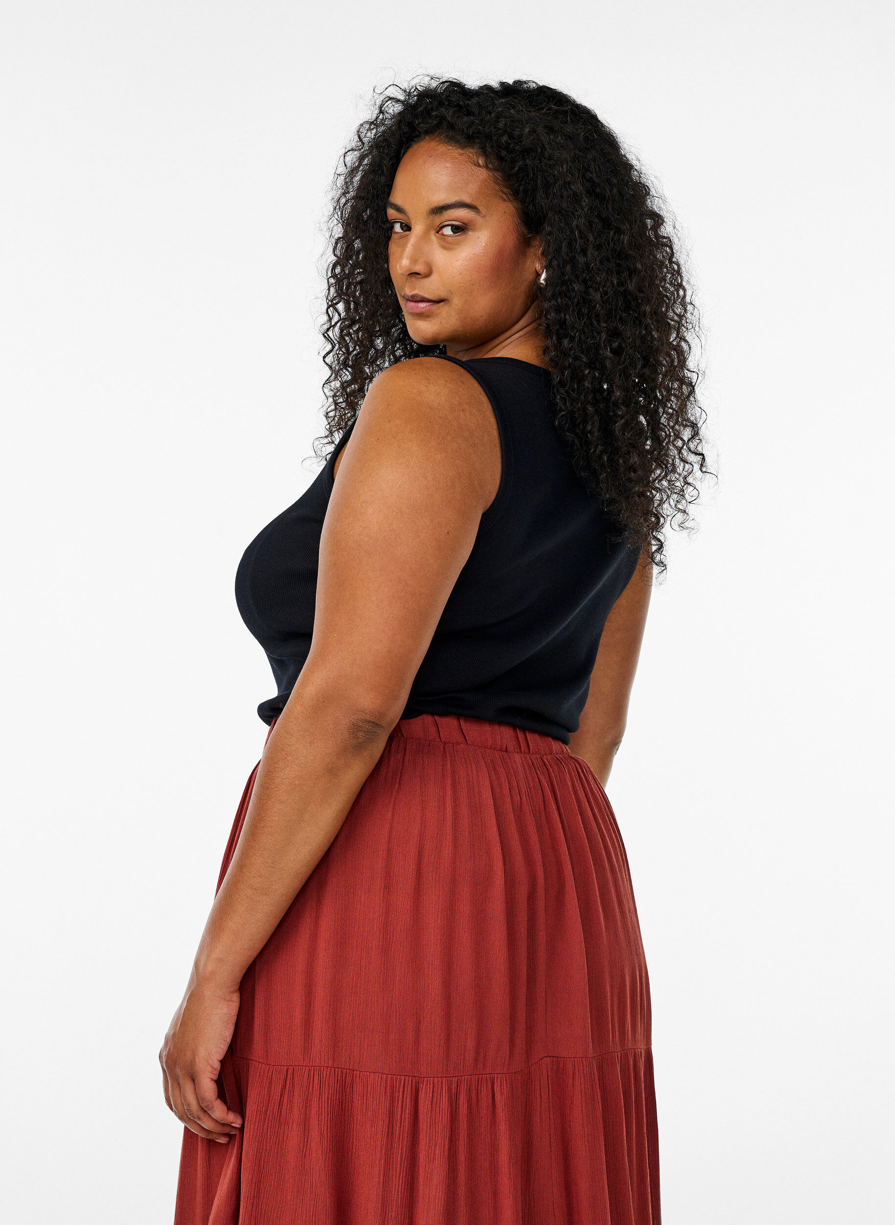 Zizzi Haut ajust&eacute; avec motif, Noir, Model image number 2