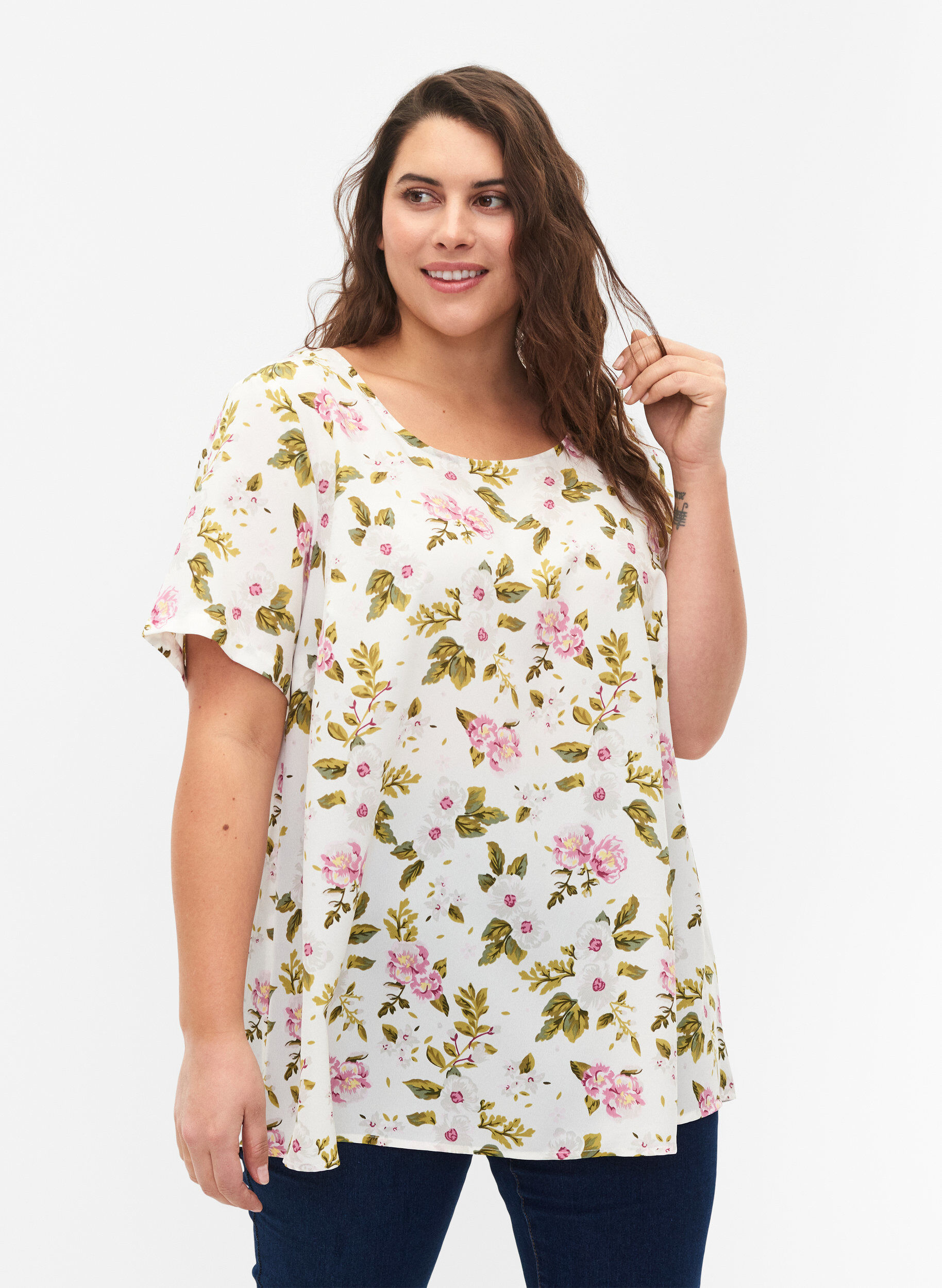 Zizzi FLASH - Blouse &agrave; manches courtes et imprim&eacute;e, Off White Flower, Model image number 0