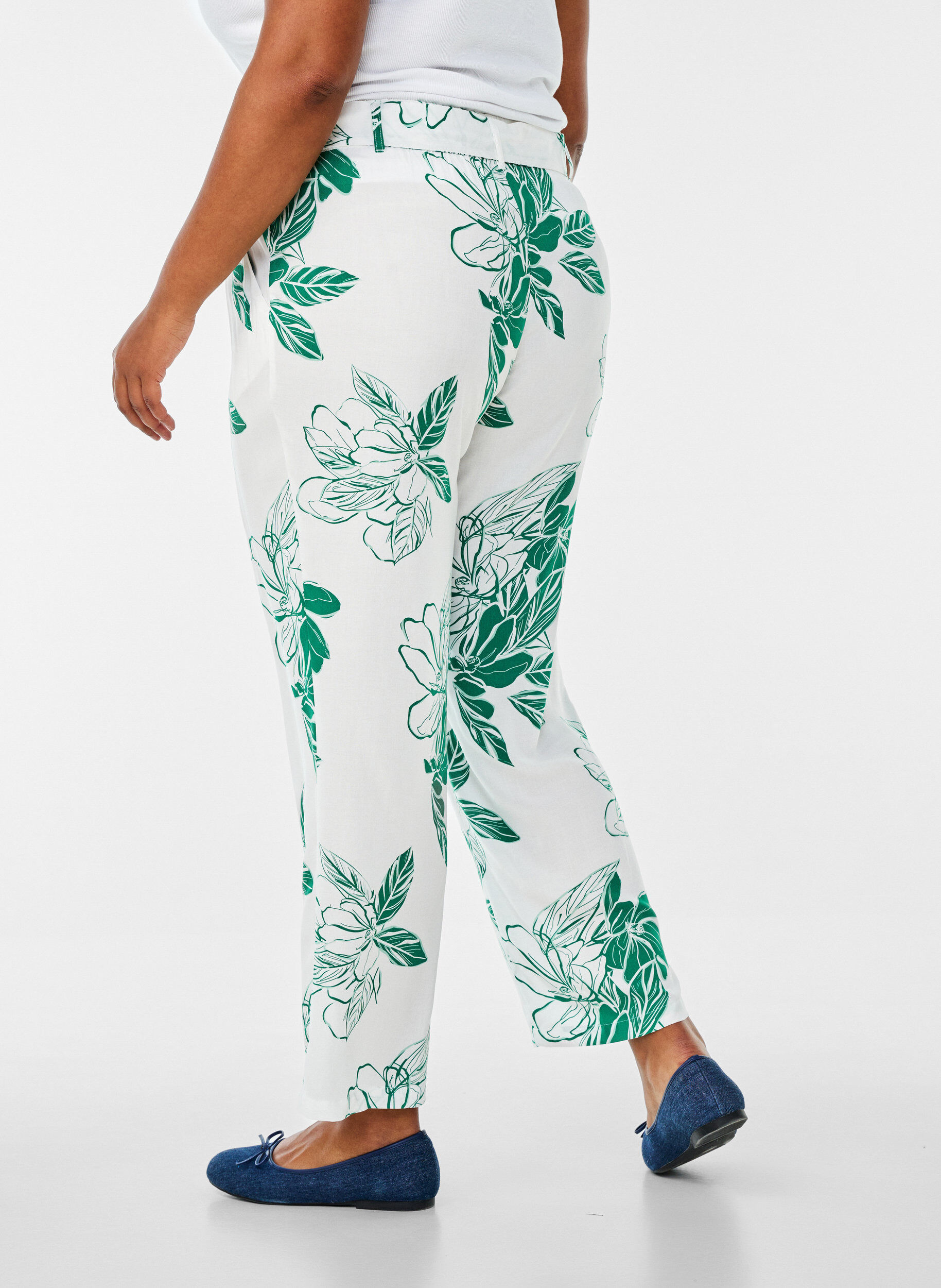 ZizziPantalon taille haute en viscose, Vert, Model image number 1