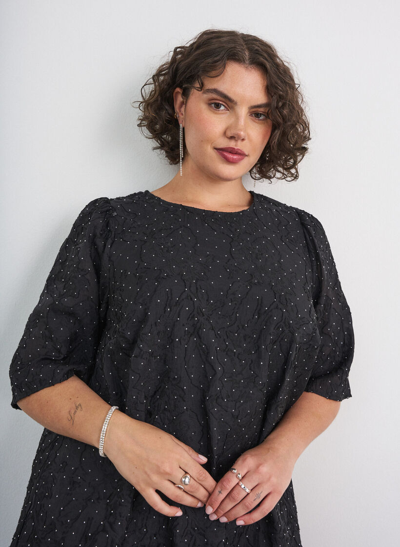 Robe jacquard avec des d&eacute;tails scintillants et des manches bouffantes, Noir, Model image number 3