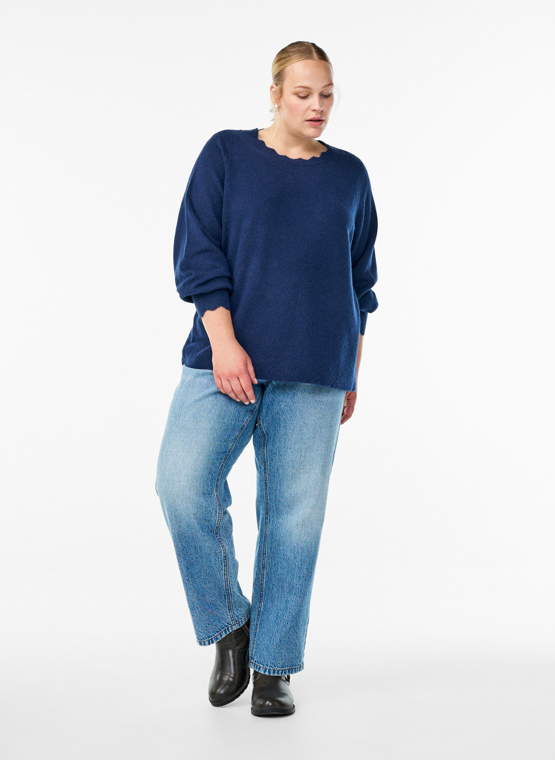 ZizziBlouse en maille &agrave; bords ondul&eacute;s, Bleu, Model image number 1
