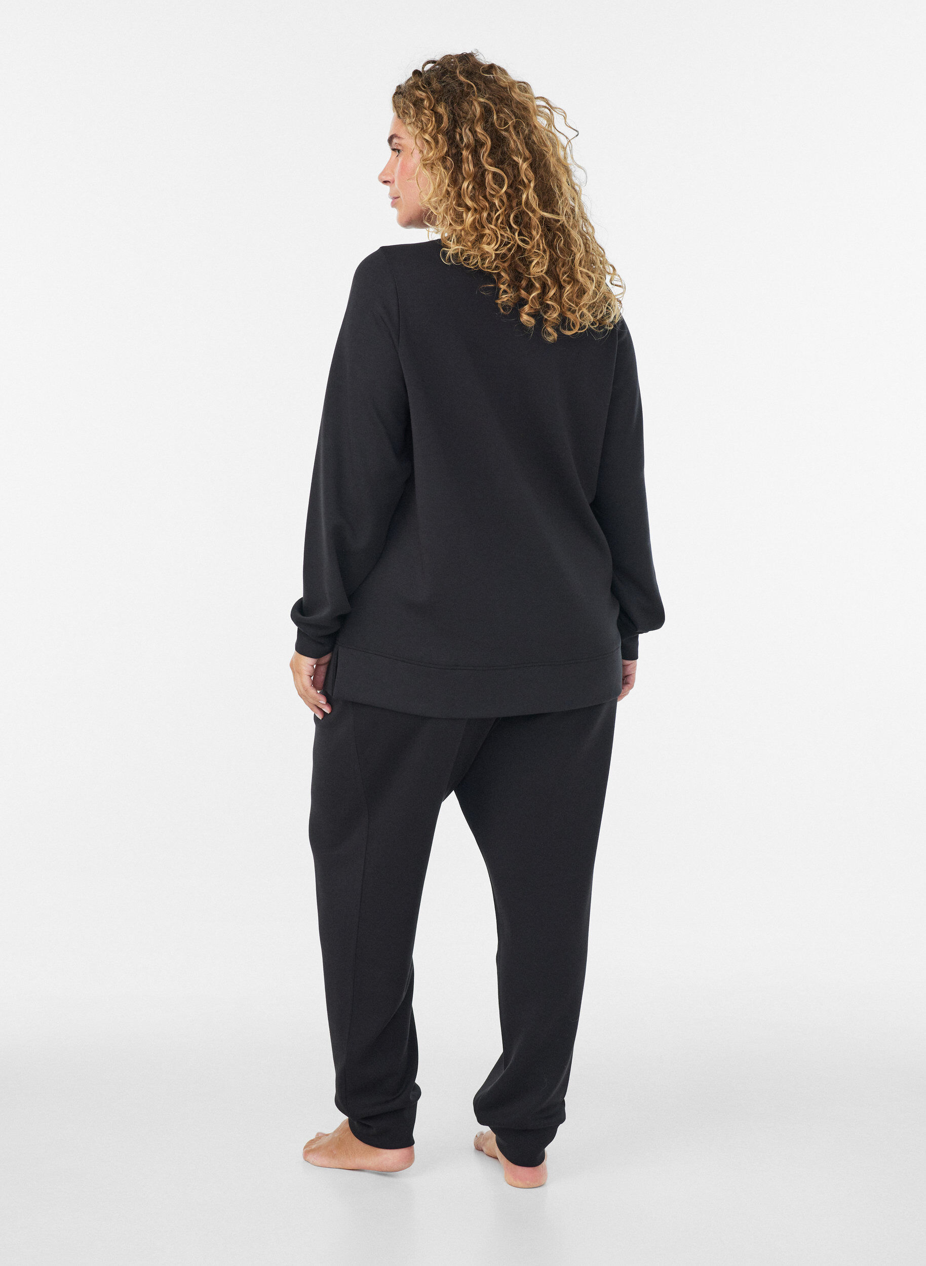 ZizziBlouse en jersey &agrave; manches longues et col rond, Noir, Model image number 2