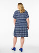 Robe &agrave; motifs avec empi&egrave;cements, Bleu, Model image number 2