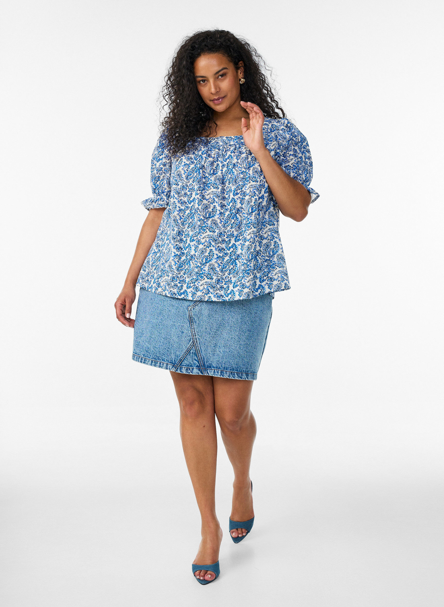 ZizziBlouse en coton avec encolure carr&eacute;e, Bleu, Model image number 1