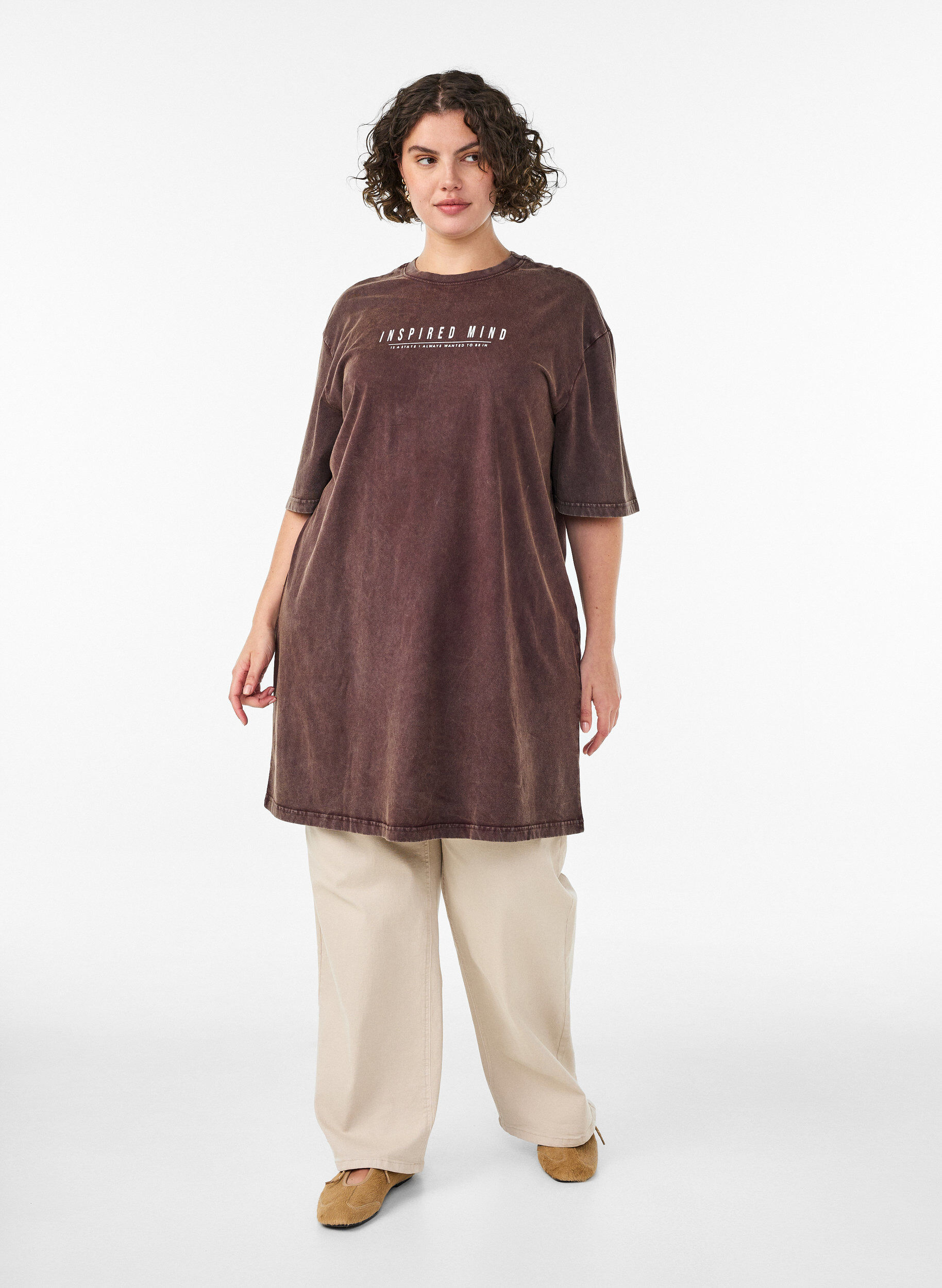 ZizziRobe T-shirt ample avec effet d&eacute;lav&eacute;, Marron, Model image number 1