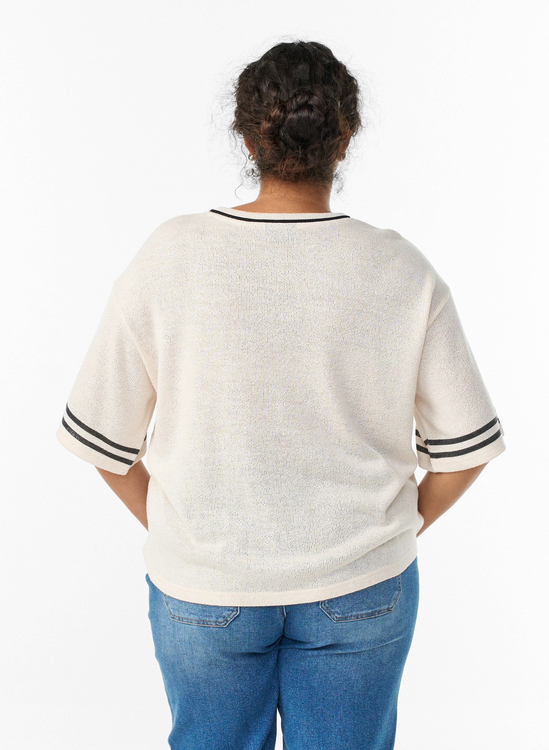 Zizzi Blouse &agrave; manches courtes avec rayures contrastantes, Beige, Model image number 2