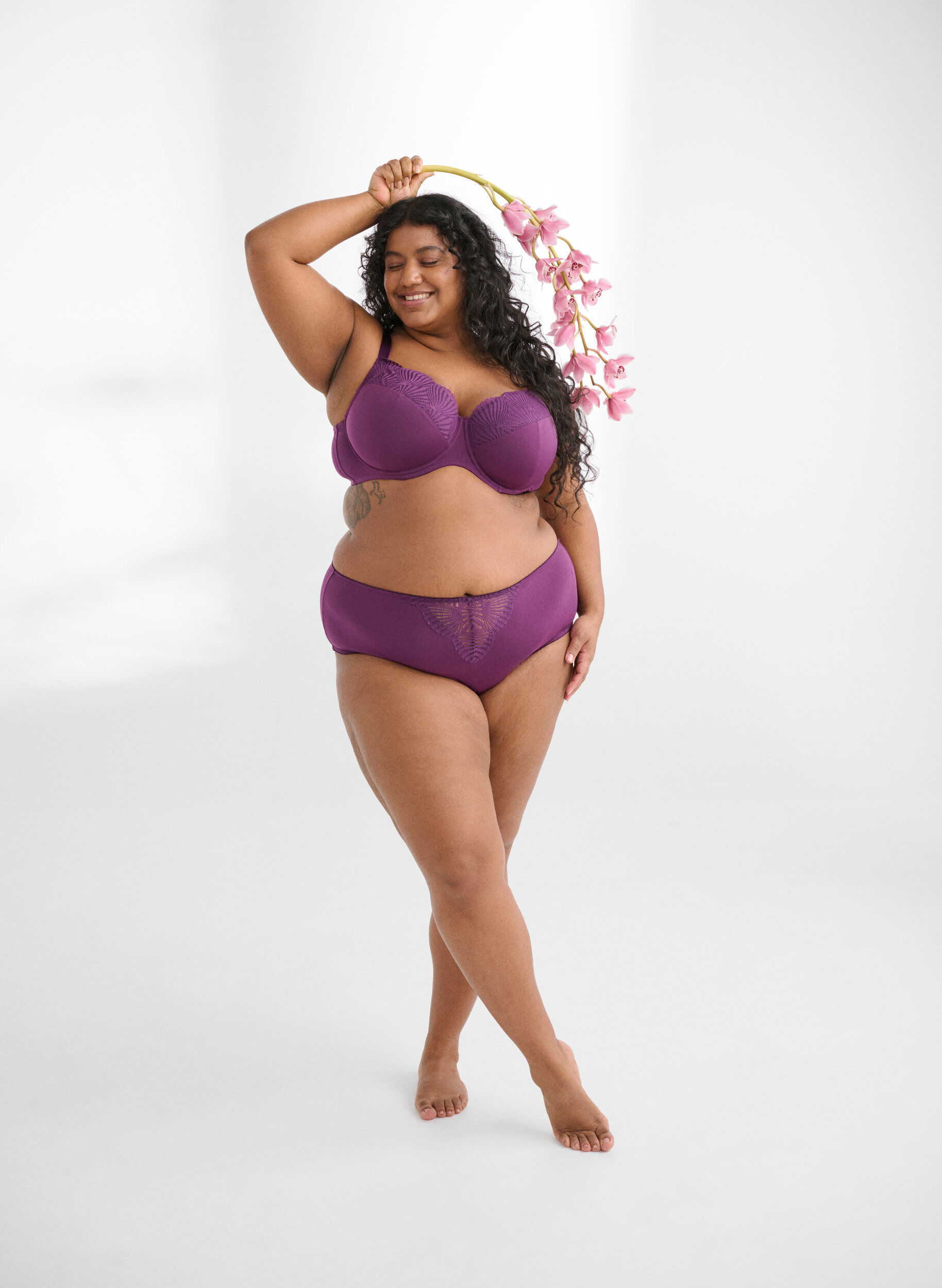 Zizzi Culotte en microfibre avec d&eacute;tails en dentelle, Bordeaux fonc&eacute;, Image image number 0