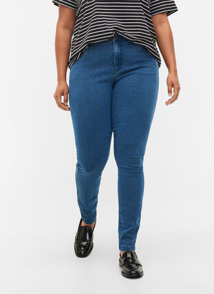 Jean Amy super slim taille haute, Mid Blue, Model image number 2