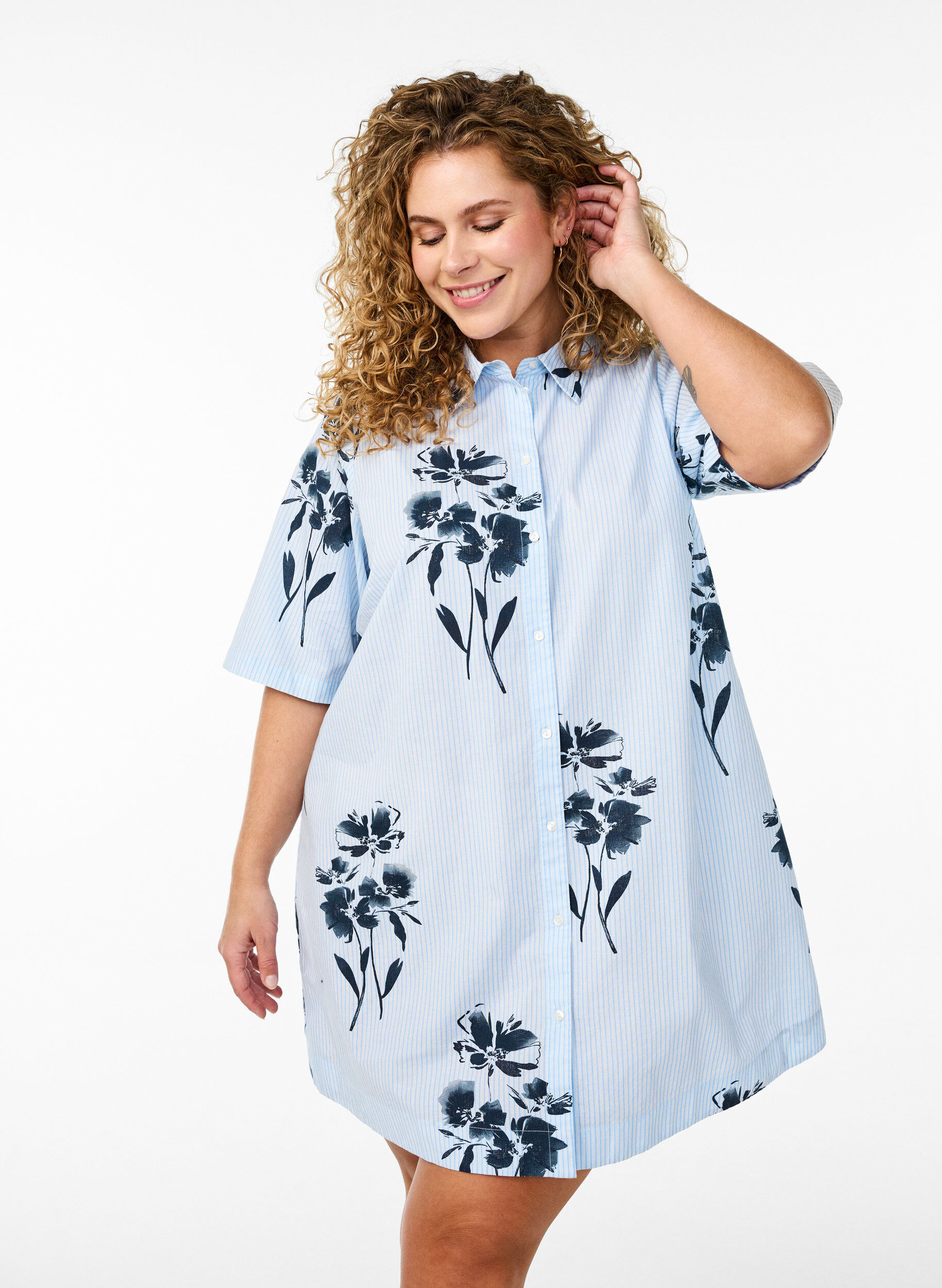 Chemise longue &agrave; rayures avec un imprim&eacute; floral, Bleu Clair, Model