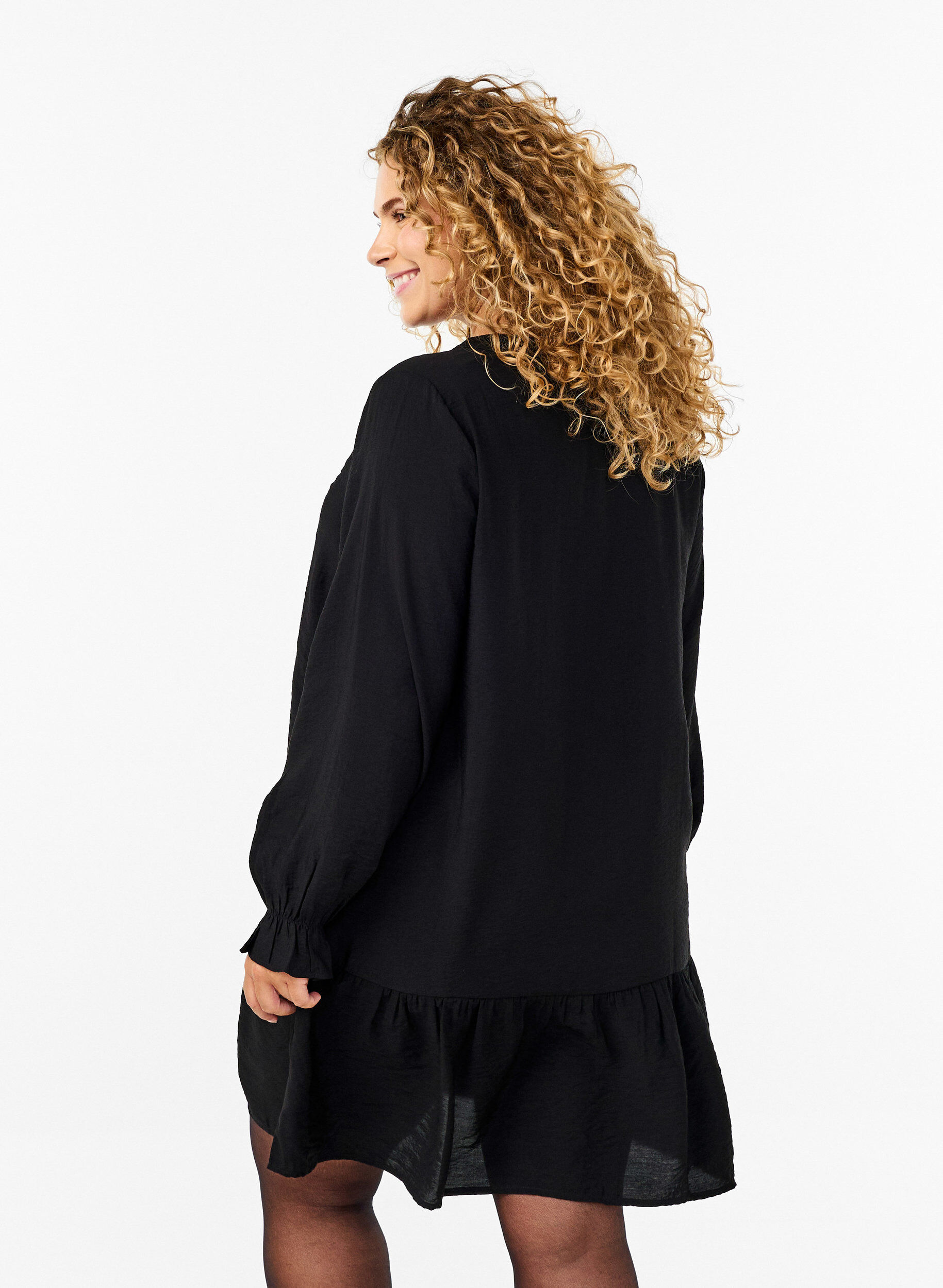 Zizzi Robe courte avec coutures et boutons, Black, Model image number 1