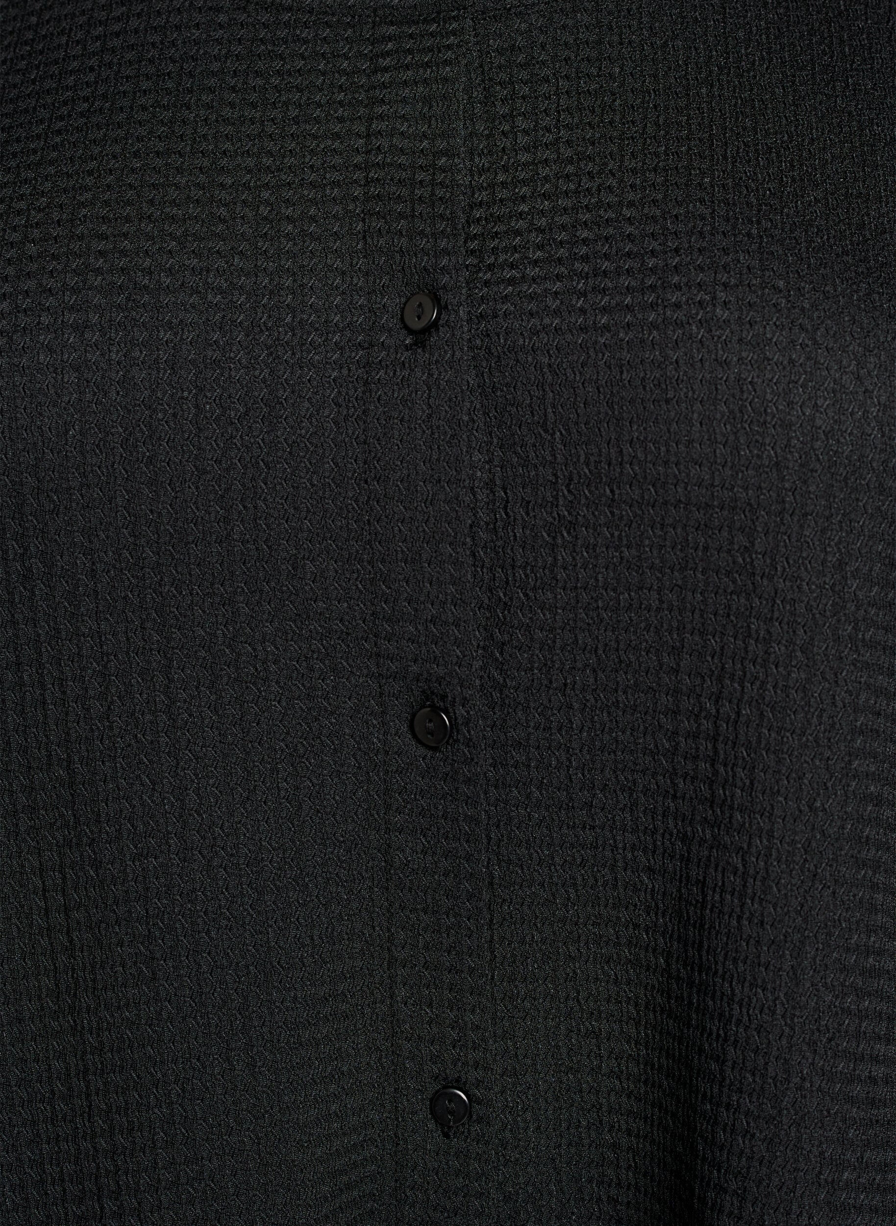 Zizzi Blouse textur&eacute;e &agrave; manches courtes et fermeture boutonn&eacute;e, Noir, Packshot image number 2