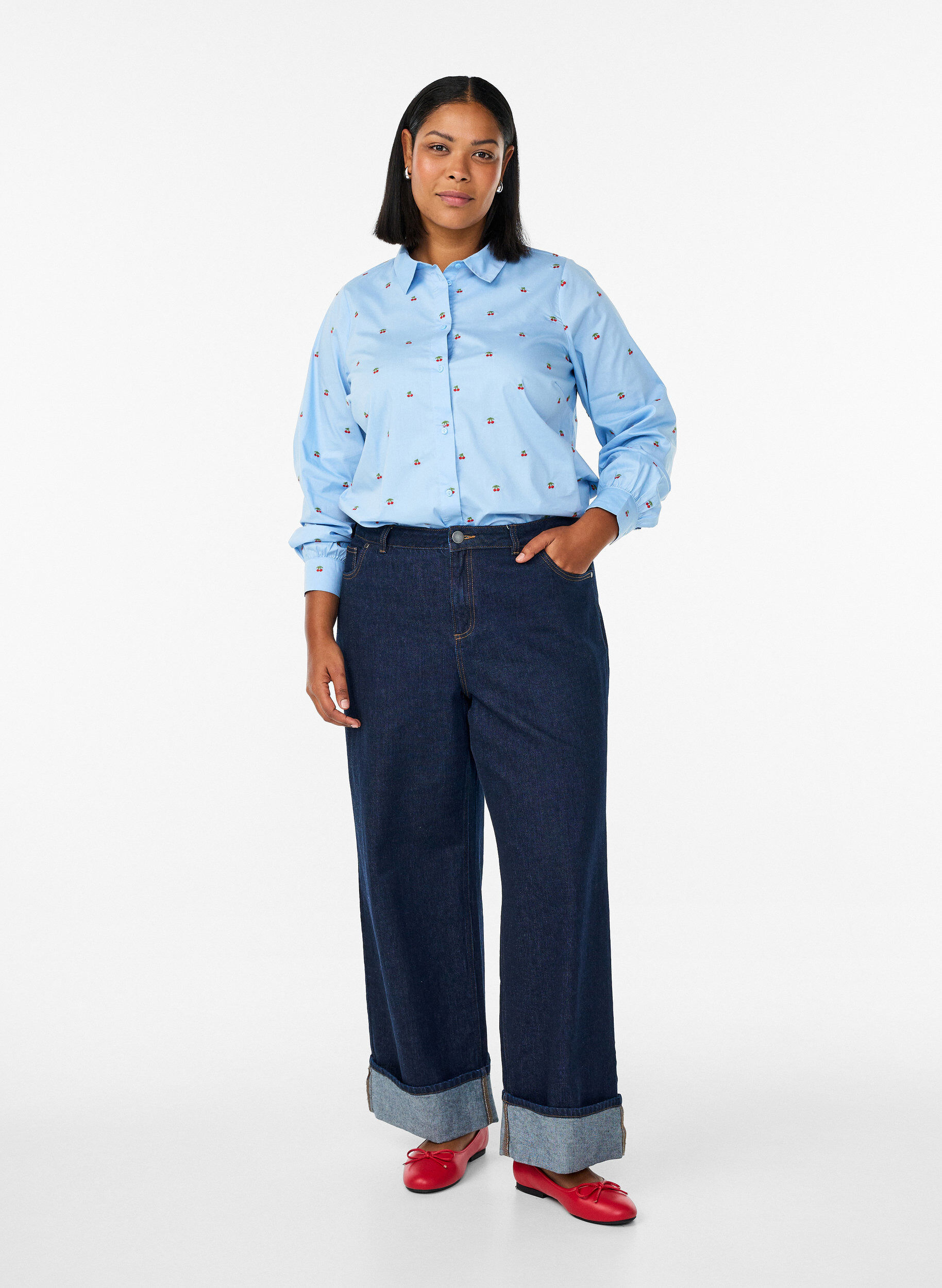 Zizzi Chemise avec cerises brod&eacute;es, Bleu Clair, Model image number 1