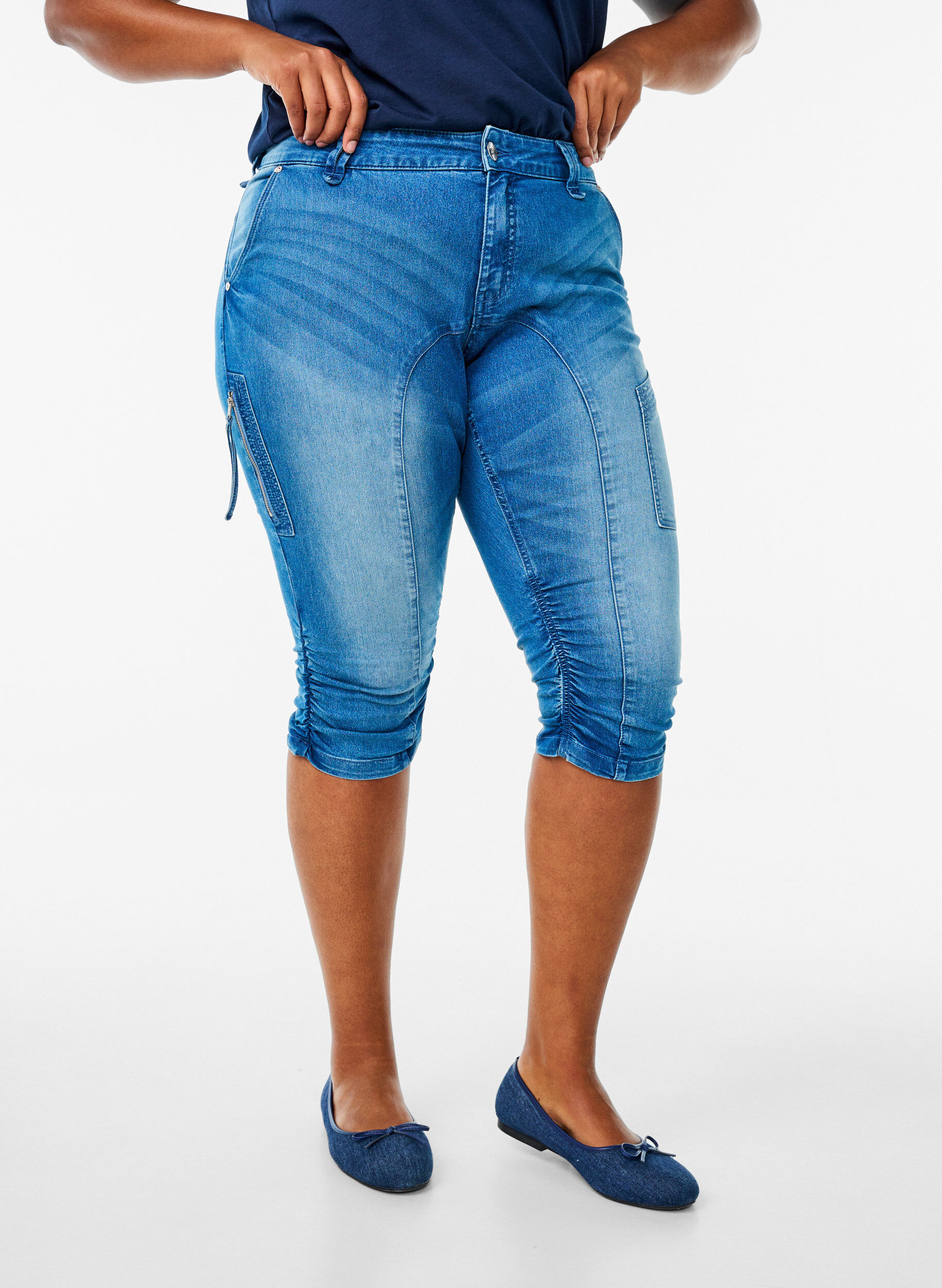 ZizziPantacourt jean slim avec poches, Bleu Clair, Model image number 2