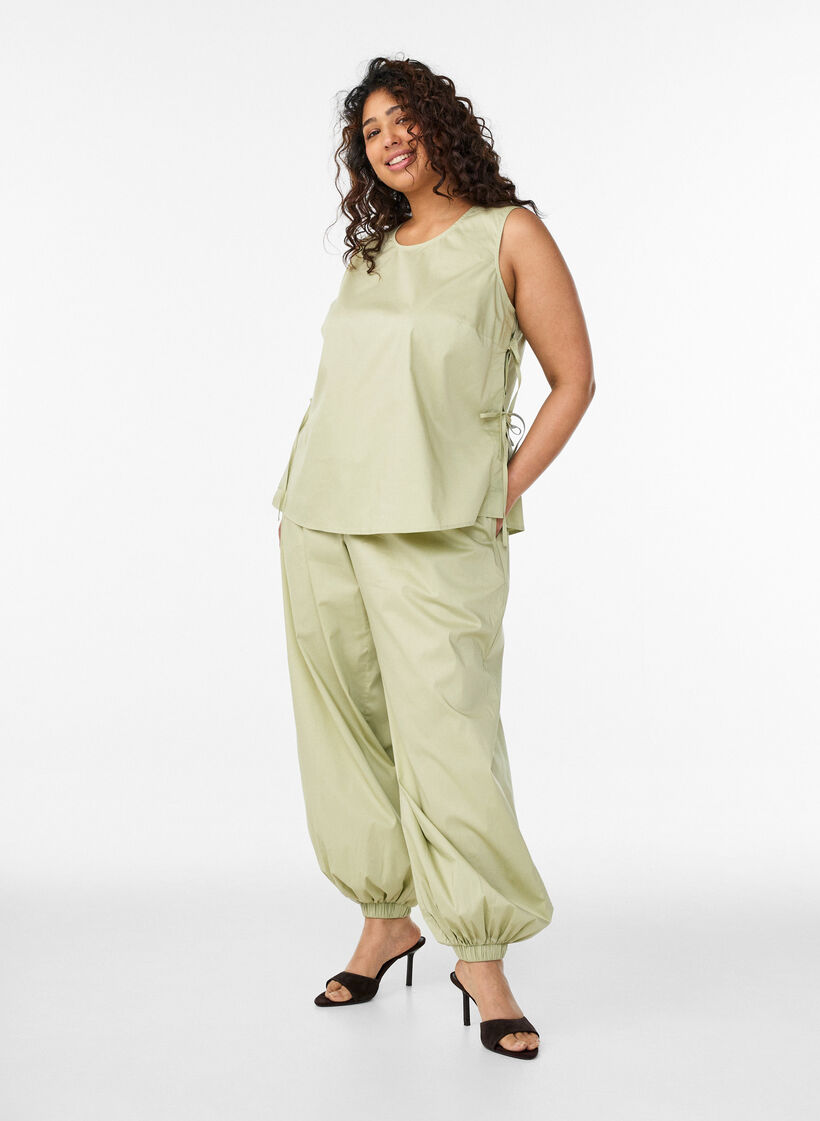 Pantalon ballon taille haute avec ceinture &eacute;lastique, Vert clair, Model image number 0