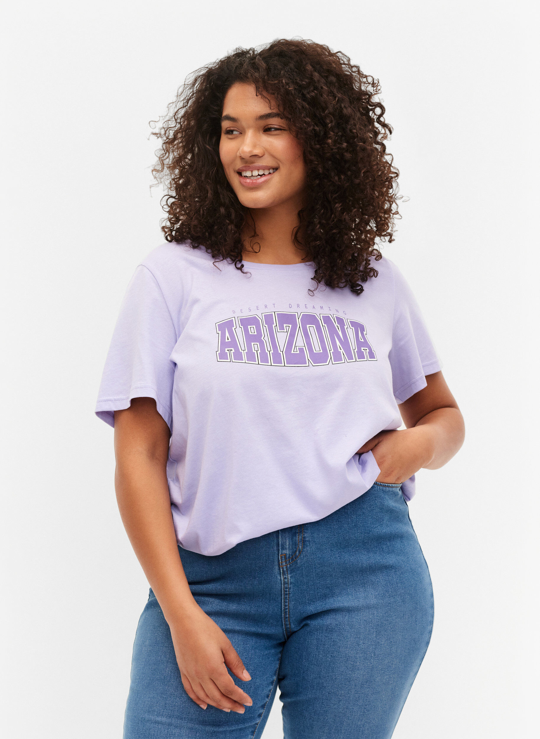 Zizzi T-shirt en coton avec imprim&eacute;, Lavender ARIZONA, Model image number 0
