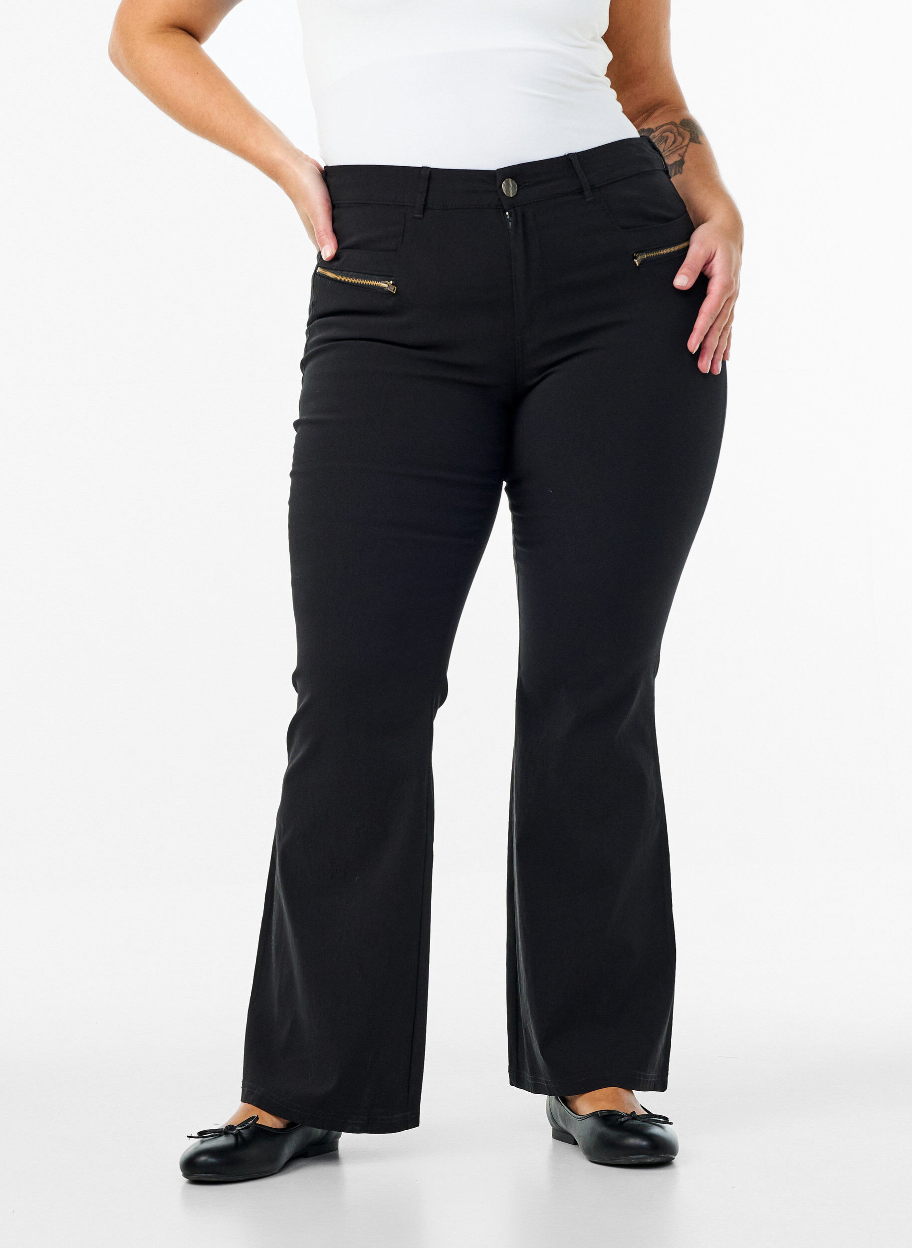 Zizzi Pantalon avec bootcut, Noir, Model image number 2