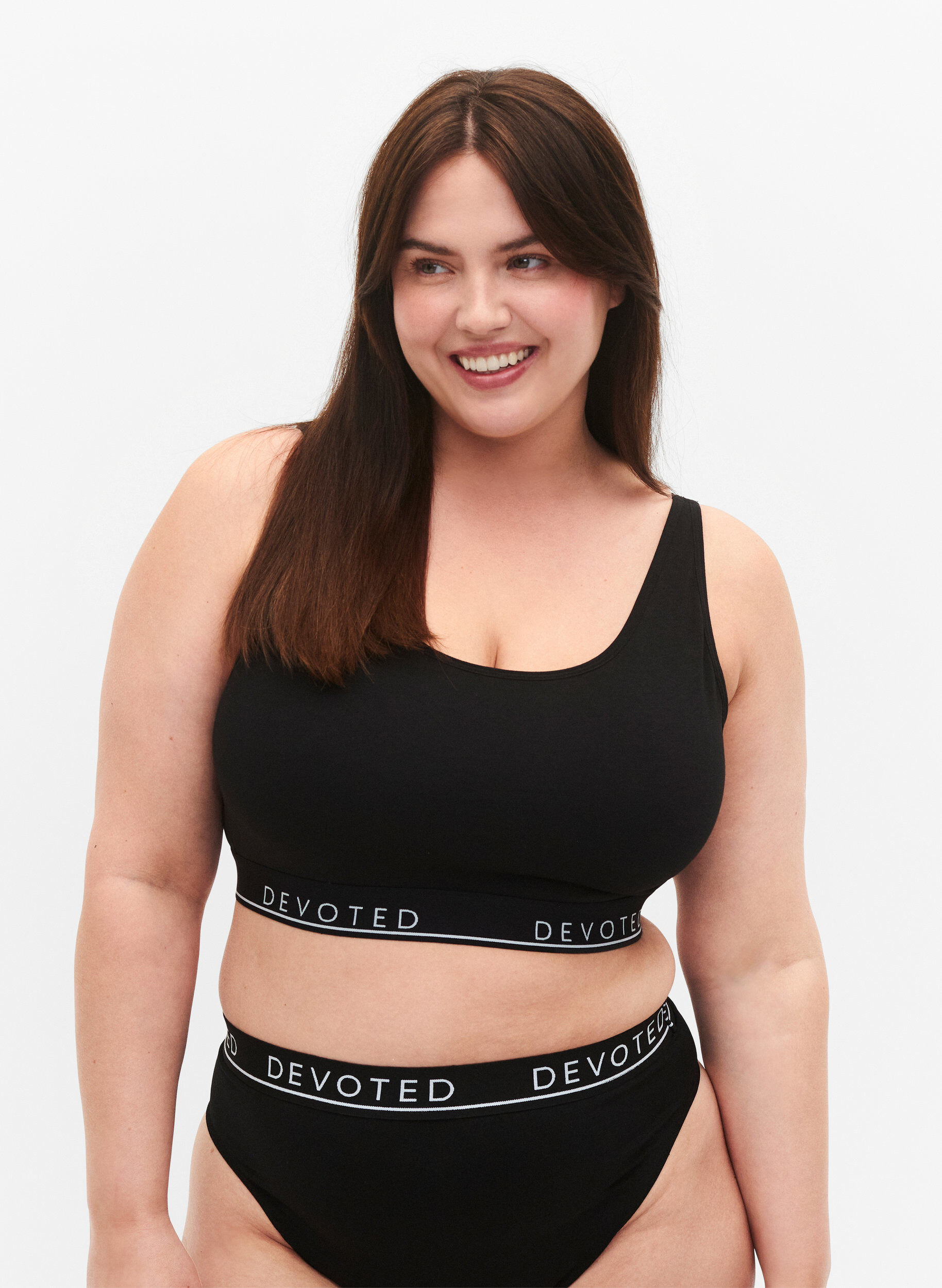 Zizzi Soutien-gorge en coton avec bretelles r&eacute;glables, Black/Upper Font, Model image number 0