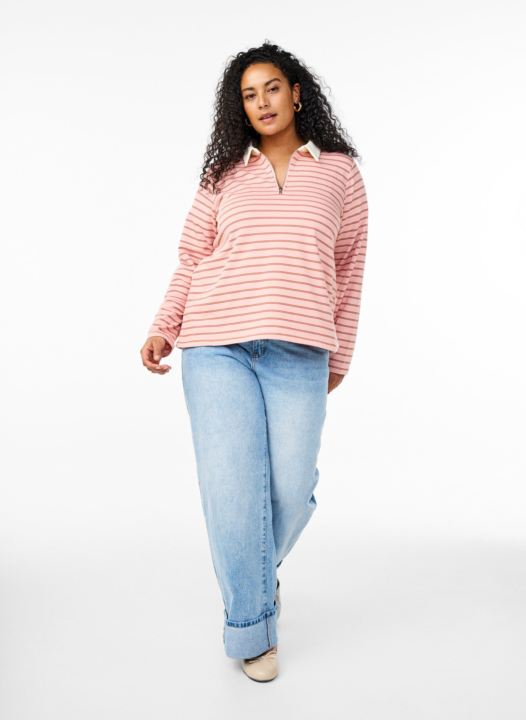 Zizzi Polo ray&eacute; avec fermeture &eacute;clair, Rose poudr&eacute;e, Model image number 1