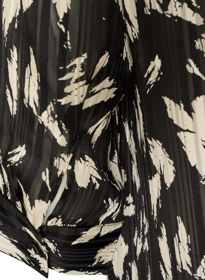 Chemise &agrave; motifs avec col montant et manches 3/4, Noir, Packshot image number 3