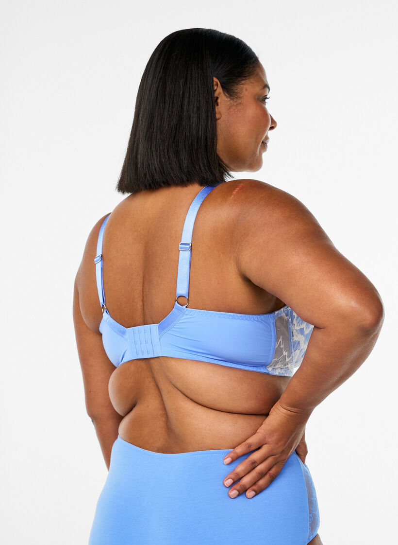 Soutien-gorge rembourr&eacute; avec dentelle et maille, Bleu, Model image number 2