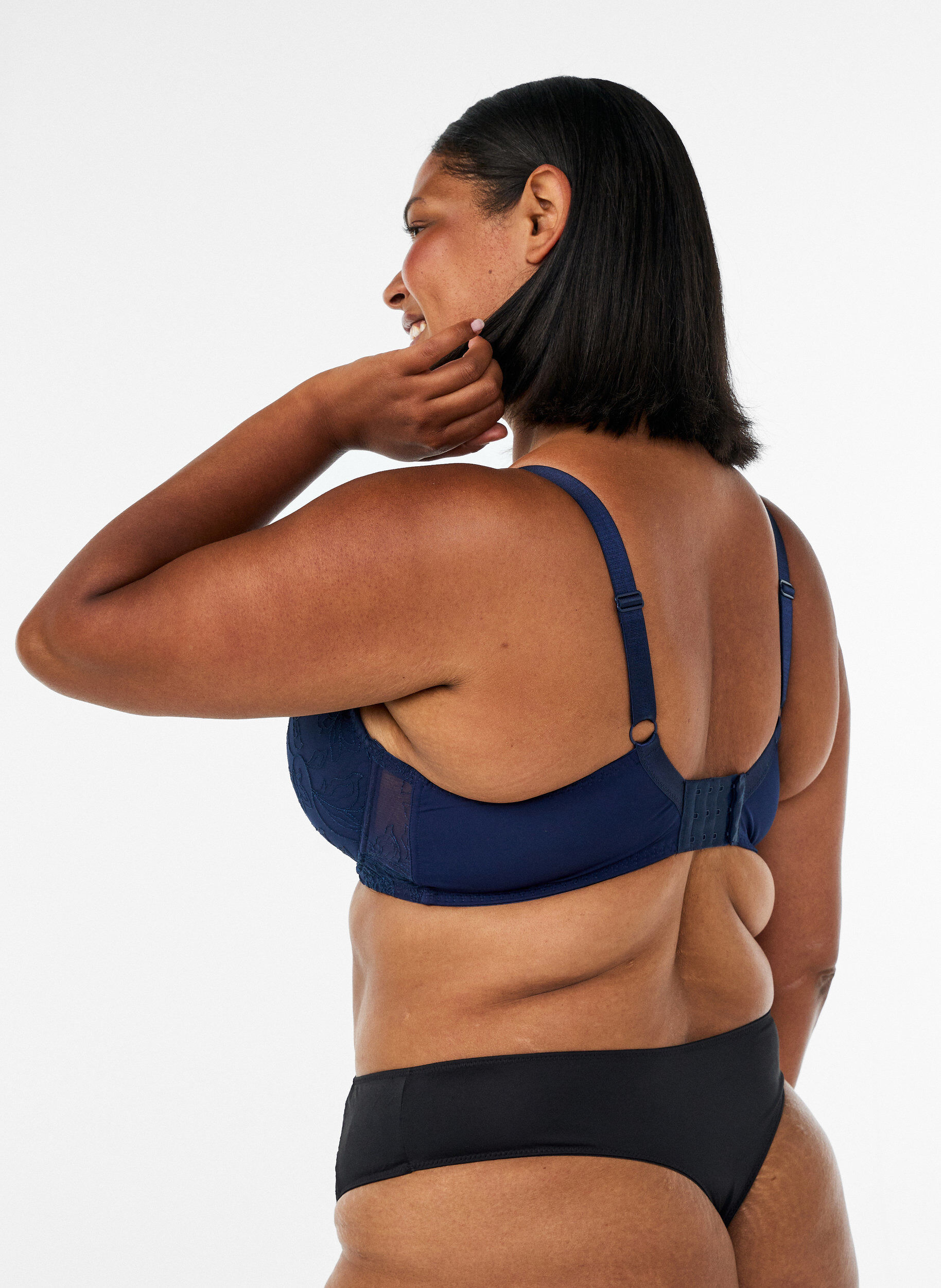 ZizziSoutien-gorge rembourr&eacute; en dentelle avec armatures, Bleu, Model image number 2