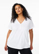 T-shirt dot&eacute; de boutons, Blanc, Model image number 0