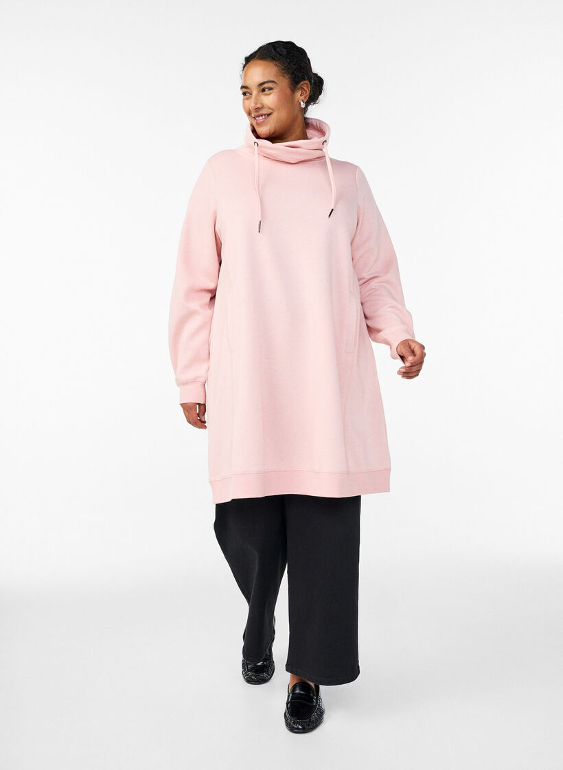 Robe sweat-shirt courte &agrave; col montant et poches, Rose poudr&eacute;e, Model image number 1