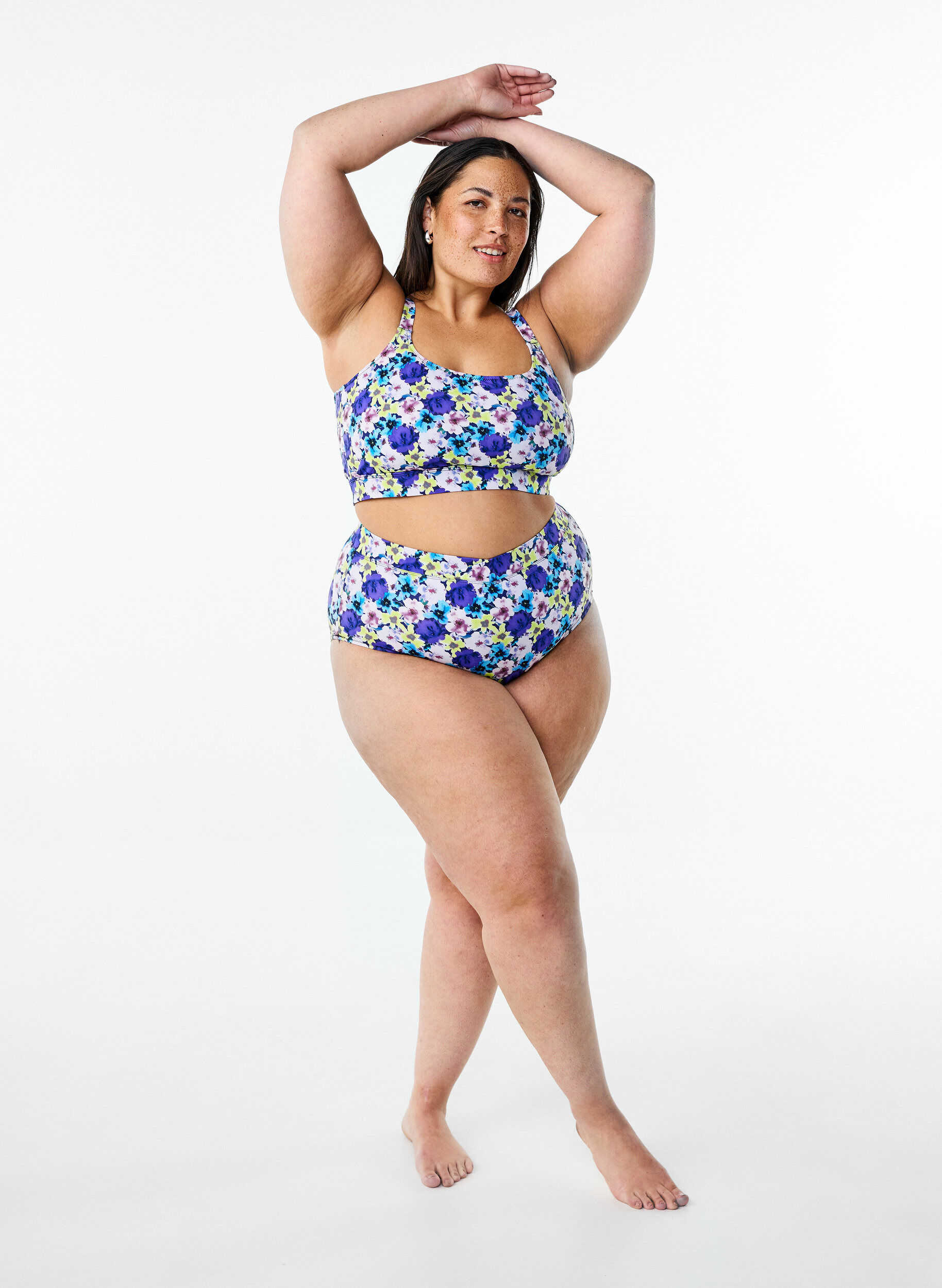 Zizzi Bas de bikini fleuri taille haute, Violet, Model image number 1