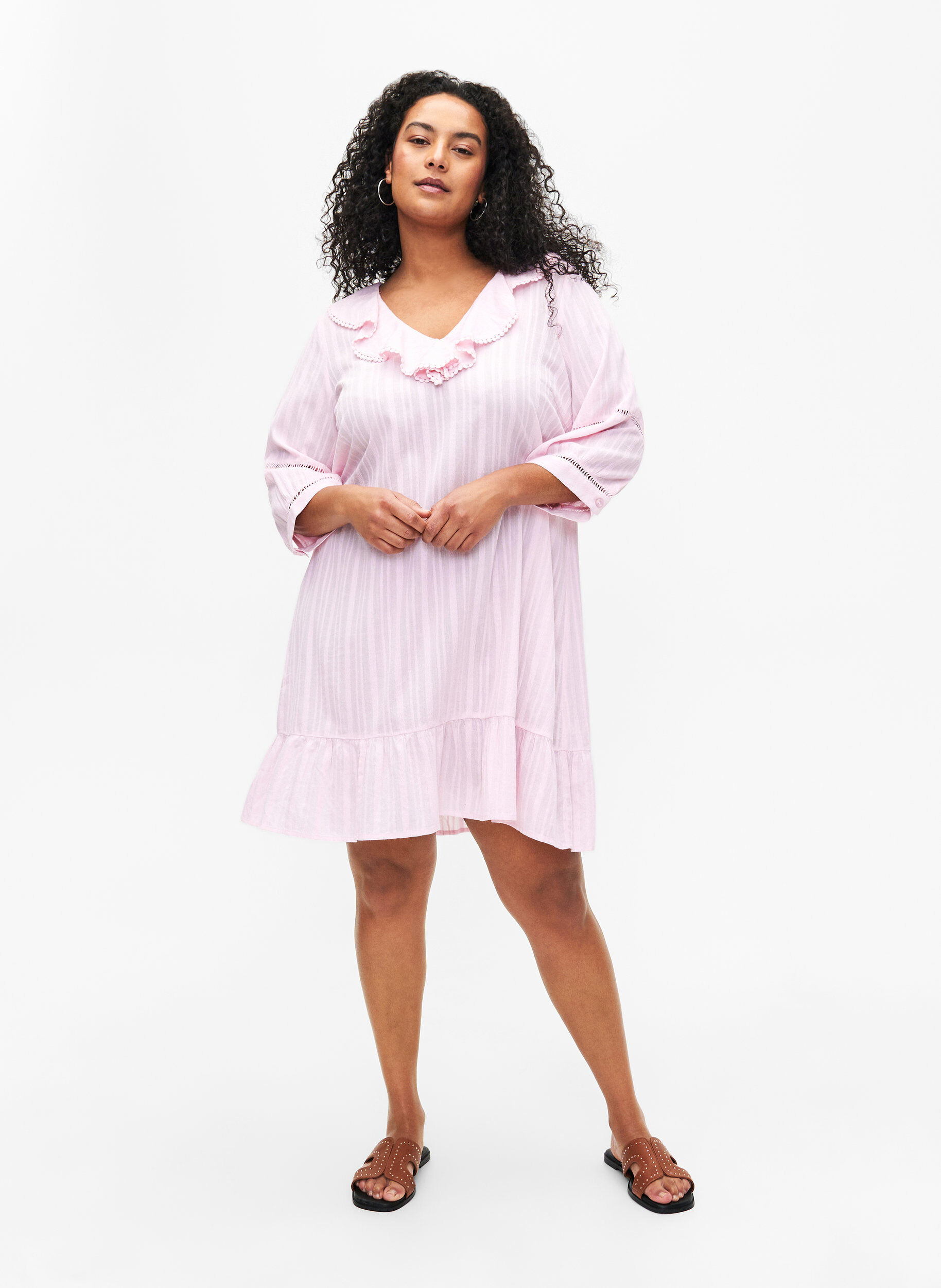 Zizzi Robe &agrave; manches 3/4 associant coton et viscose, Almond Blossom, Model image number 2