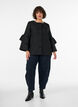 Veste boucl&eacute;e avec volants, Noir, Model image number 1
