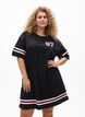 Robe T-shirt courte avec détails sport, Noir, Model image number 0