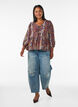 Blouse &agrave; imprim&eacute; cachemire et d&eacute;tails en dentelle, Violet, Model image number 1