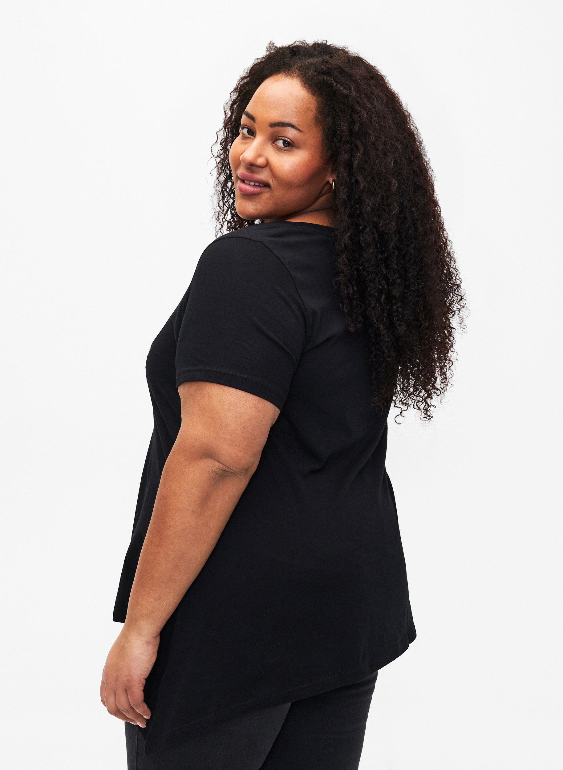 Zizzi T-shirt en coton &agrave; manches courtes, Black W. Sun, Model image number 1