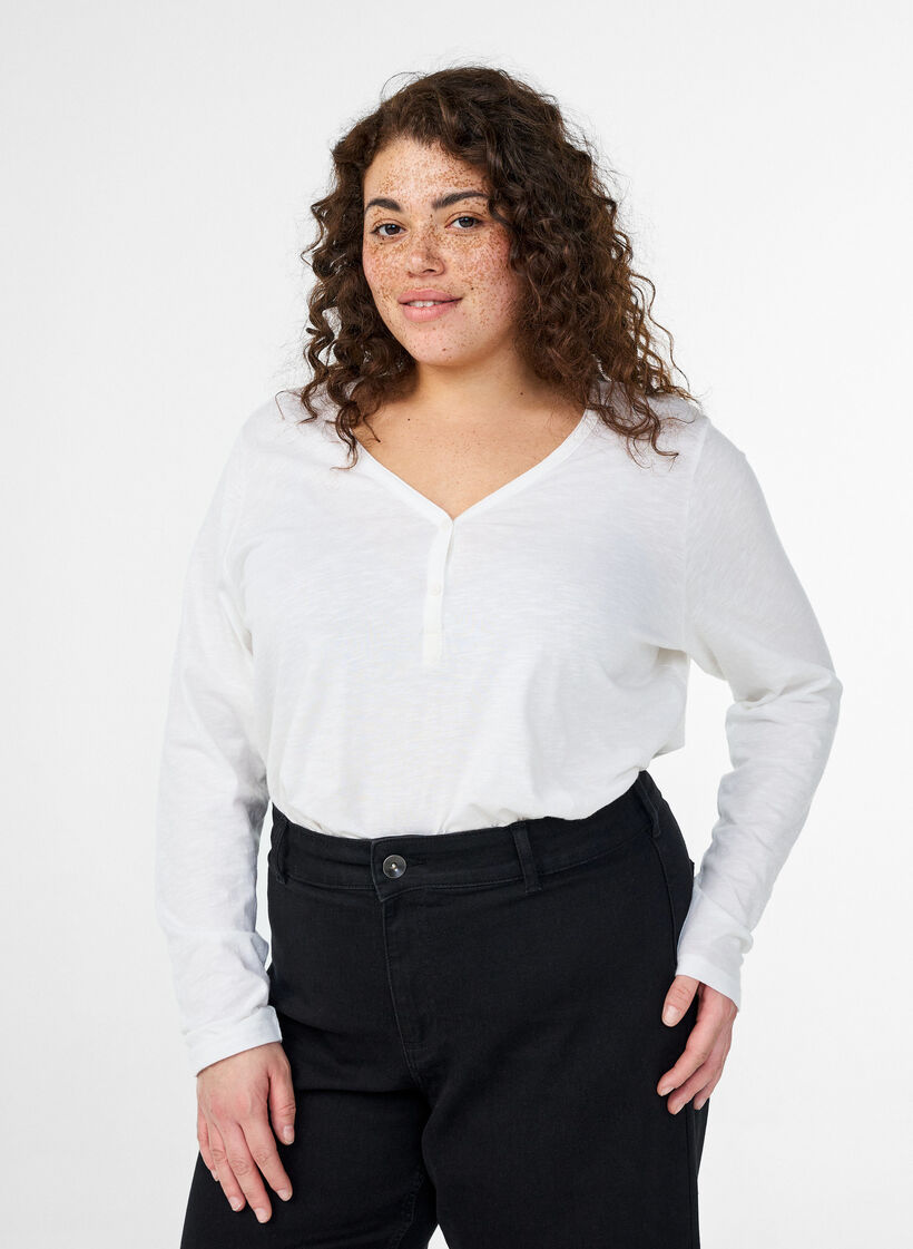 T-shirt &agrave; manches longues avec col V et boutons, Blanc, Model image number 0